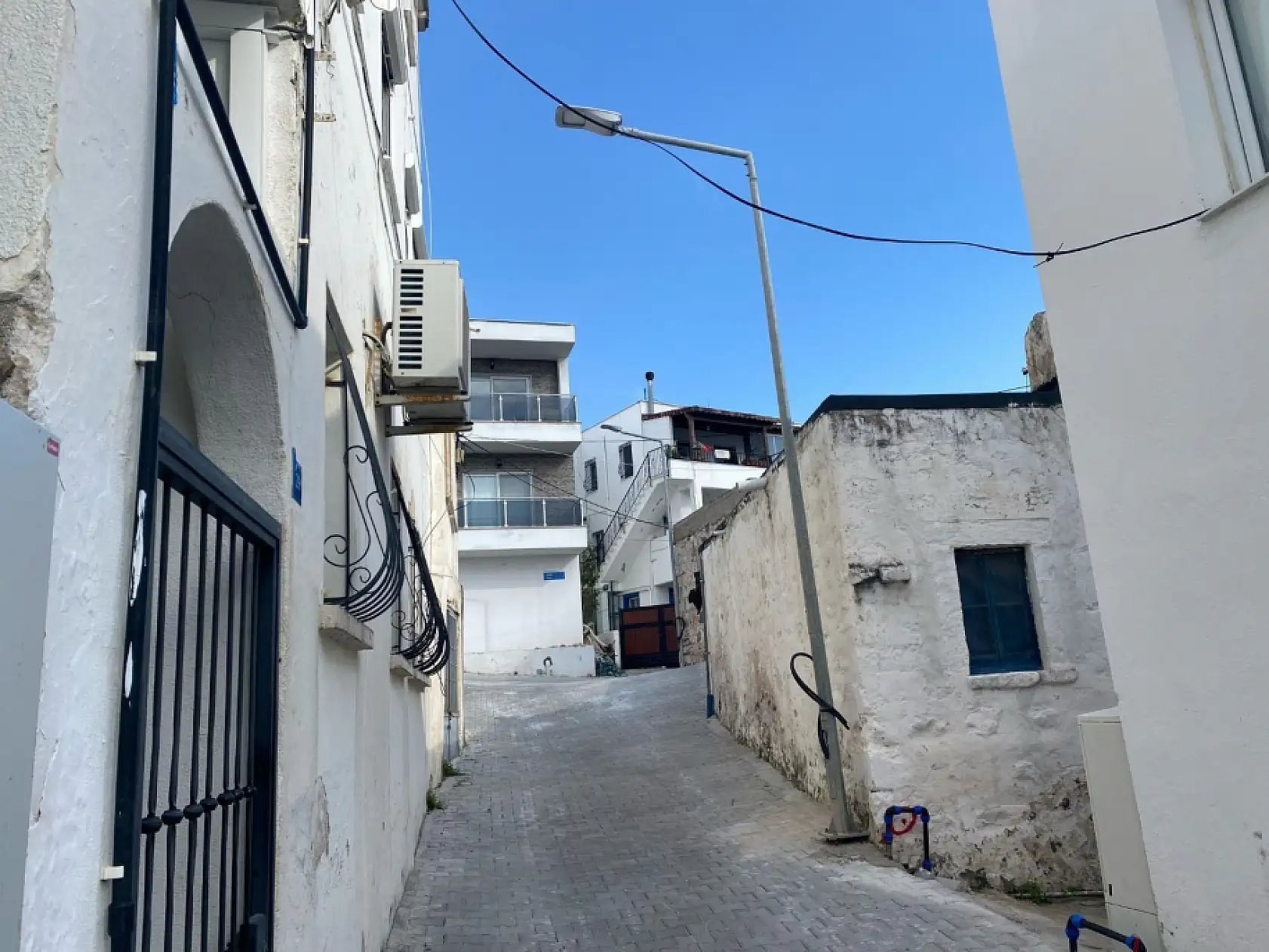 Bodrum'da aydınlatma yenileme çalışmaları devam ediyor