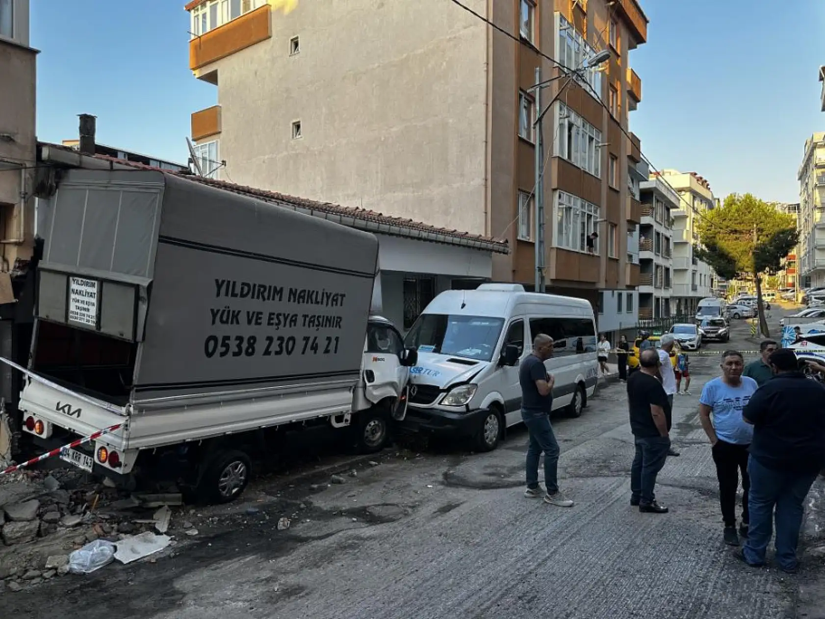 Kamyonetin çarptığı kadın hayatını kaybetti, kaçan şoför yakalandı