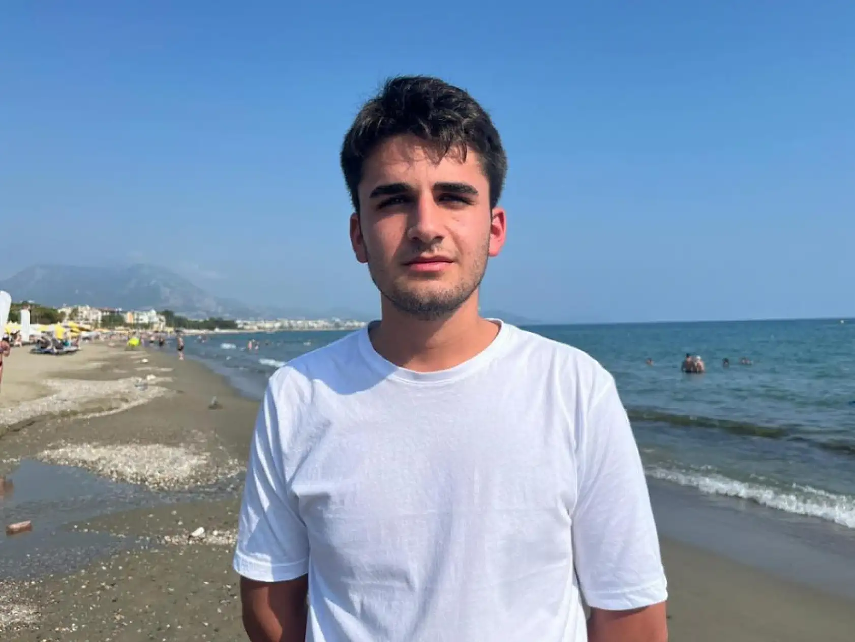 Boğulma tehlikesi geçirdiği sırada kurtardıkları Ukraynalı turisti alkollü sandılar