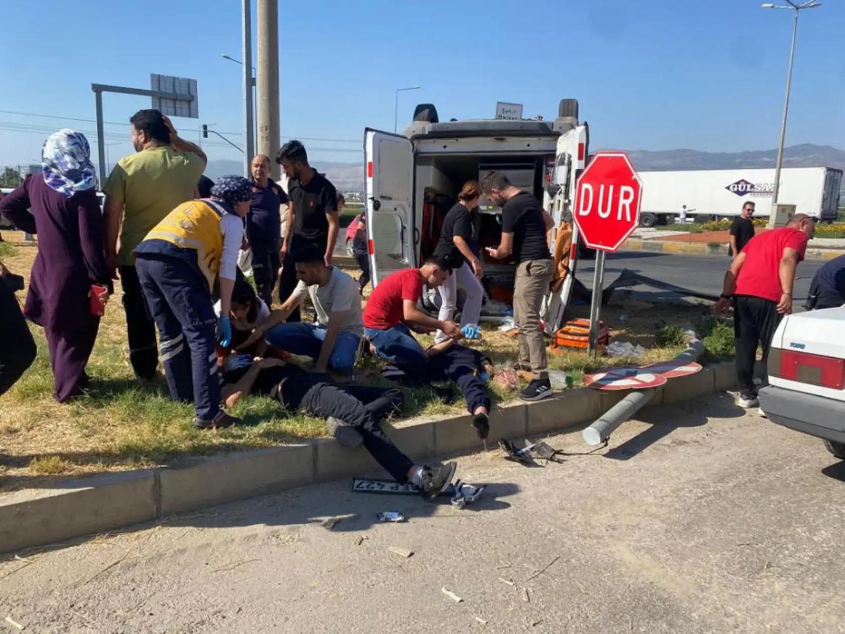 Manisa'daki ambulans kazasında bilanço ağır: 1 ölü, 6 yaralı