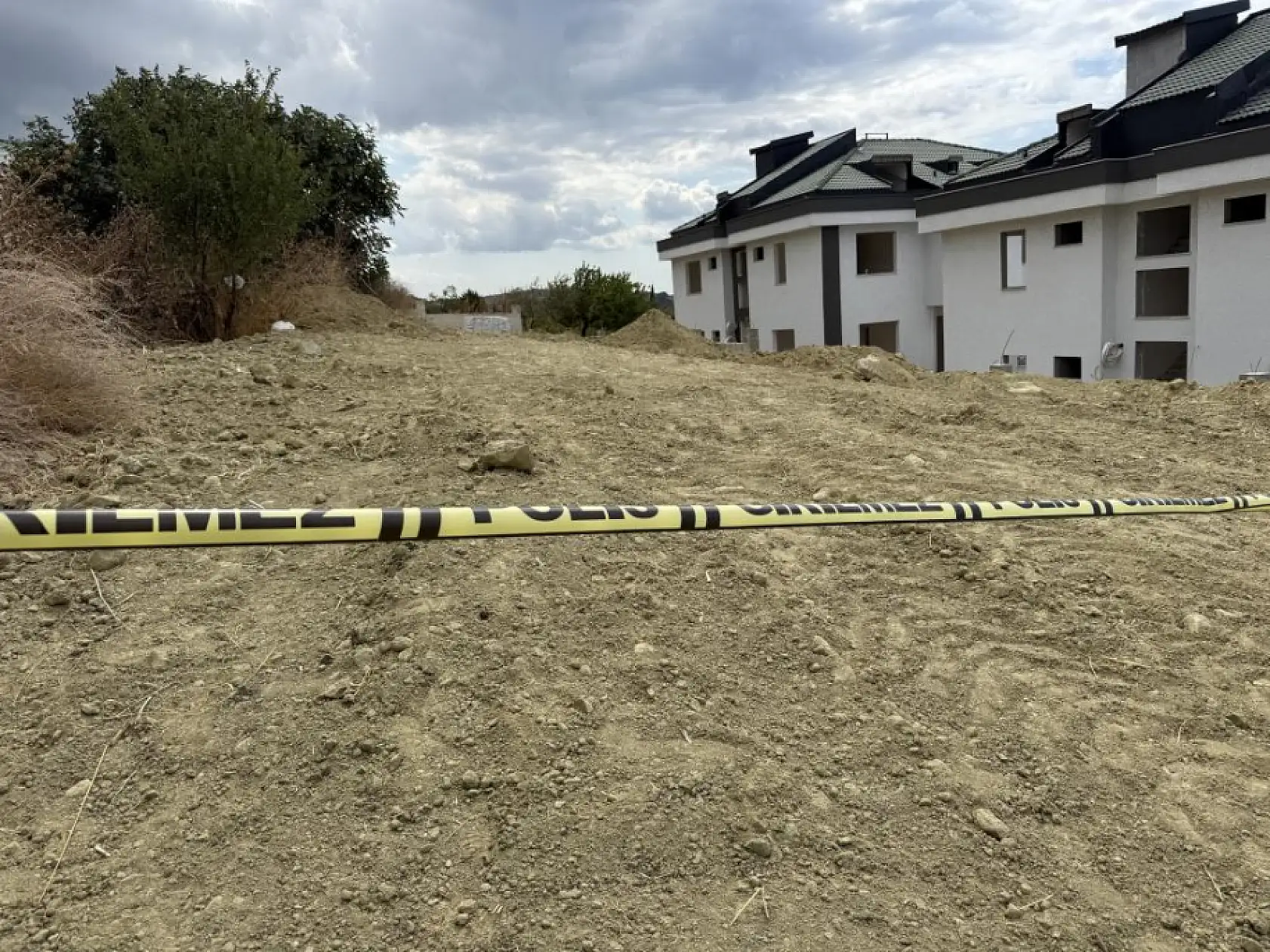 Villa bahçesine gömülü halde bulunan cesede ilişkin detaylar ortaya çıktı