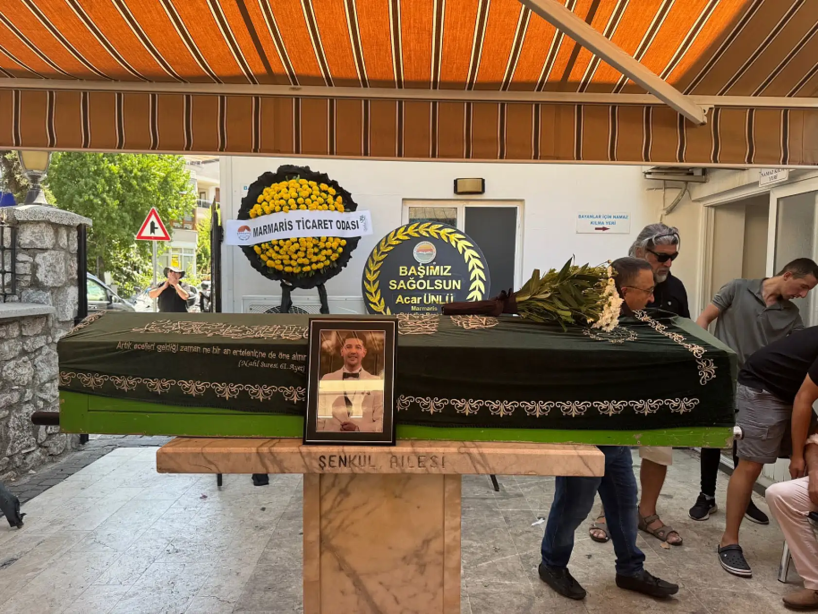 Marmaris'te motosiklet kazasında hayatını kaybeden Arda Kara toprağa verildi