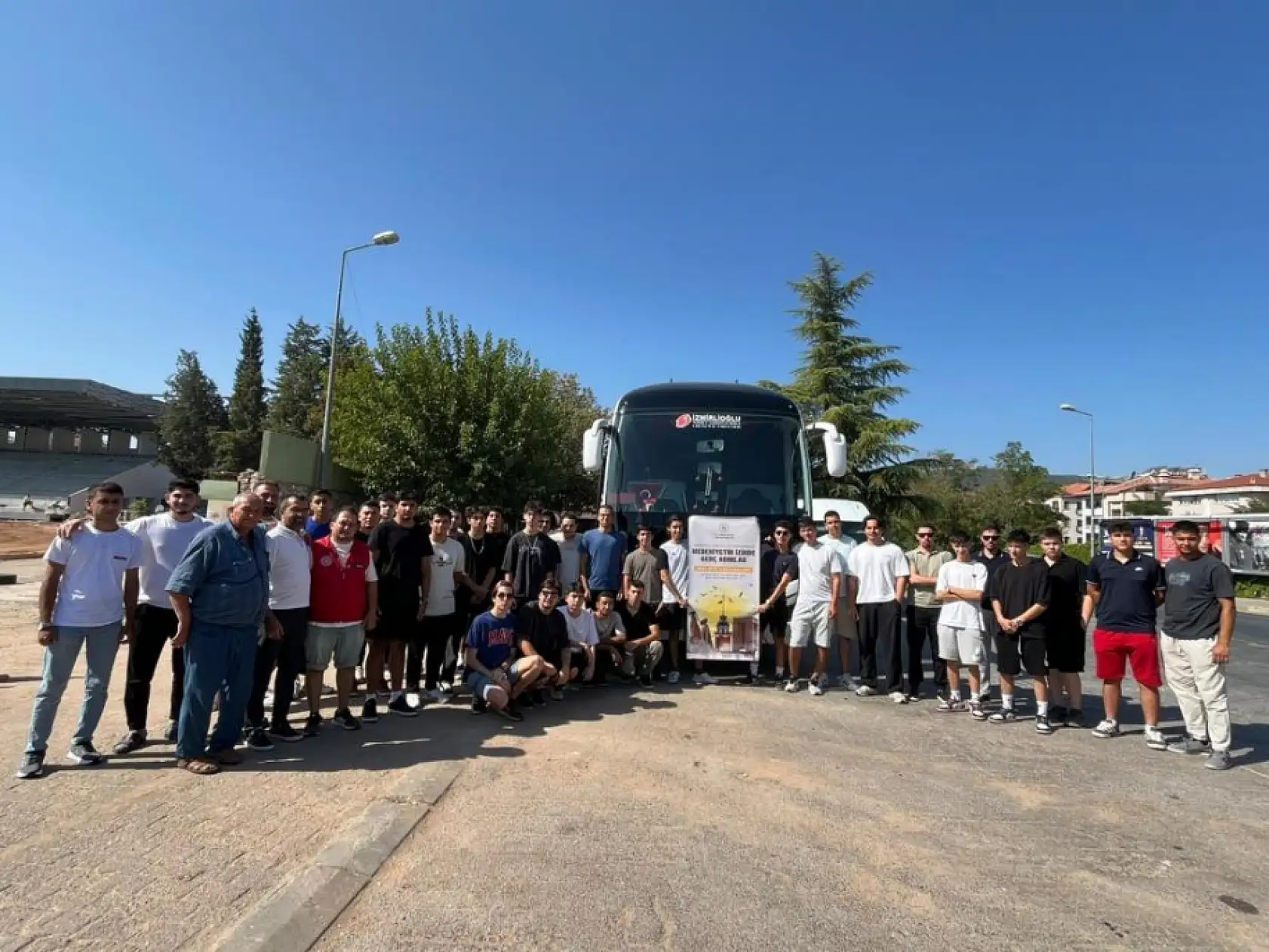 Erzurum'da tarih ve kültür kampı için Muğlalı gençler yola çıktı