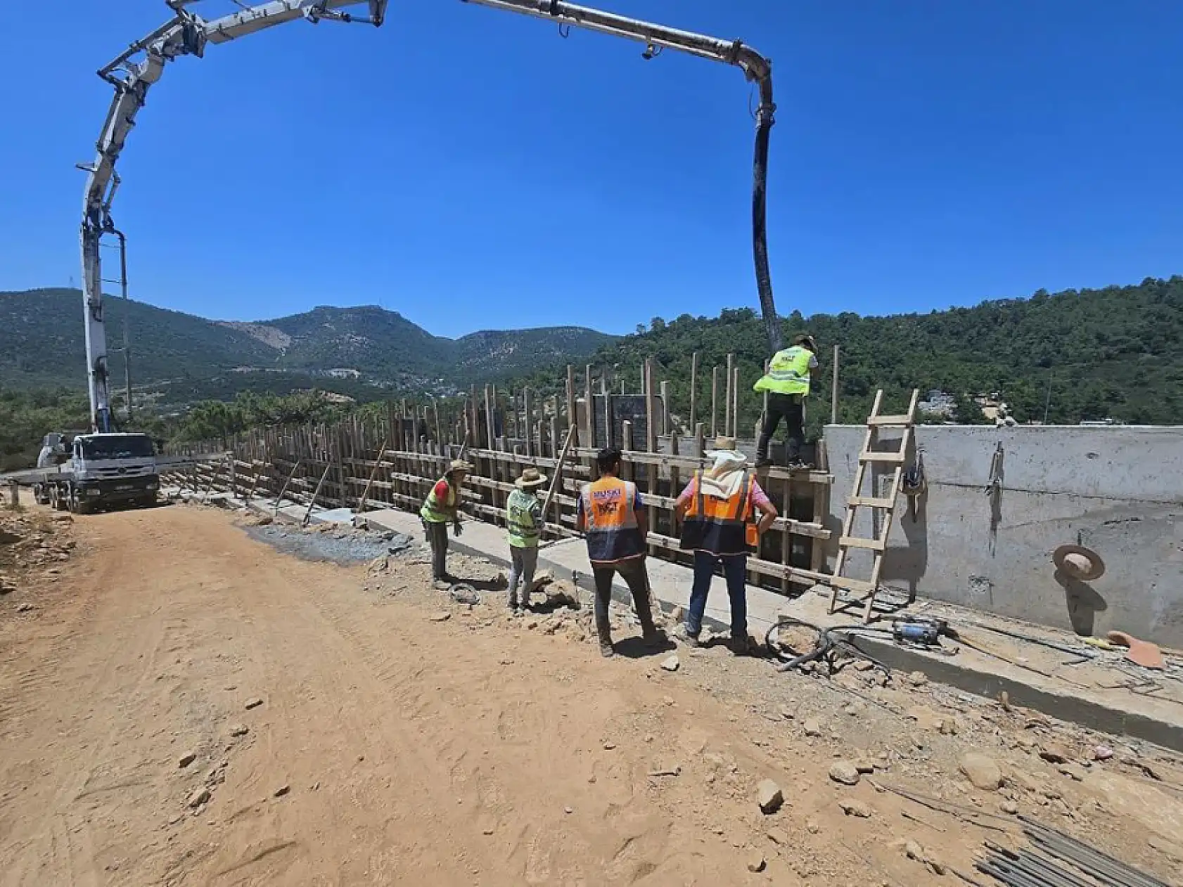 Muğla Büyükşehir'den Bodrum'a Su Yatırımı: 21,5 Kilometrelik Hat Yenileniyor