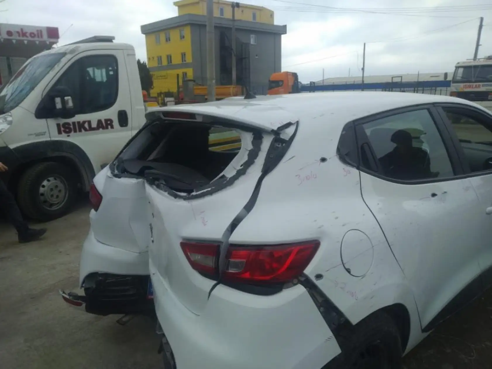 İki genç kız arabada infaz edilmişti: O olayda yeni gelişme