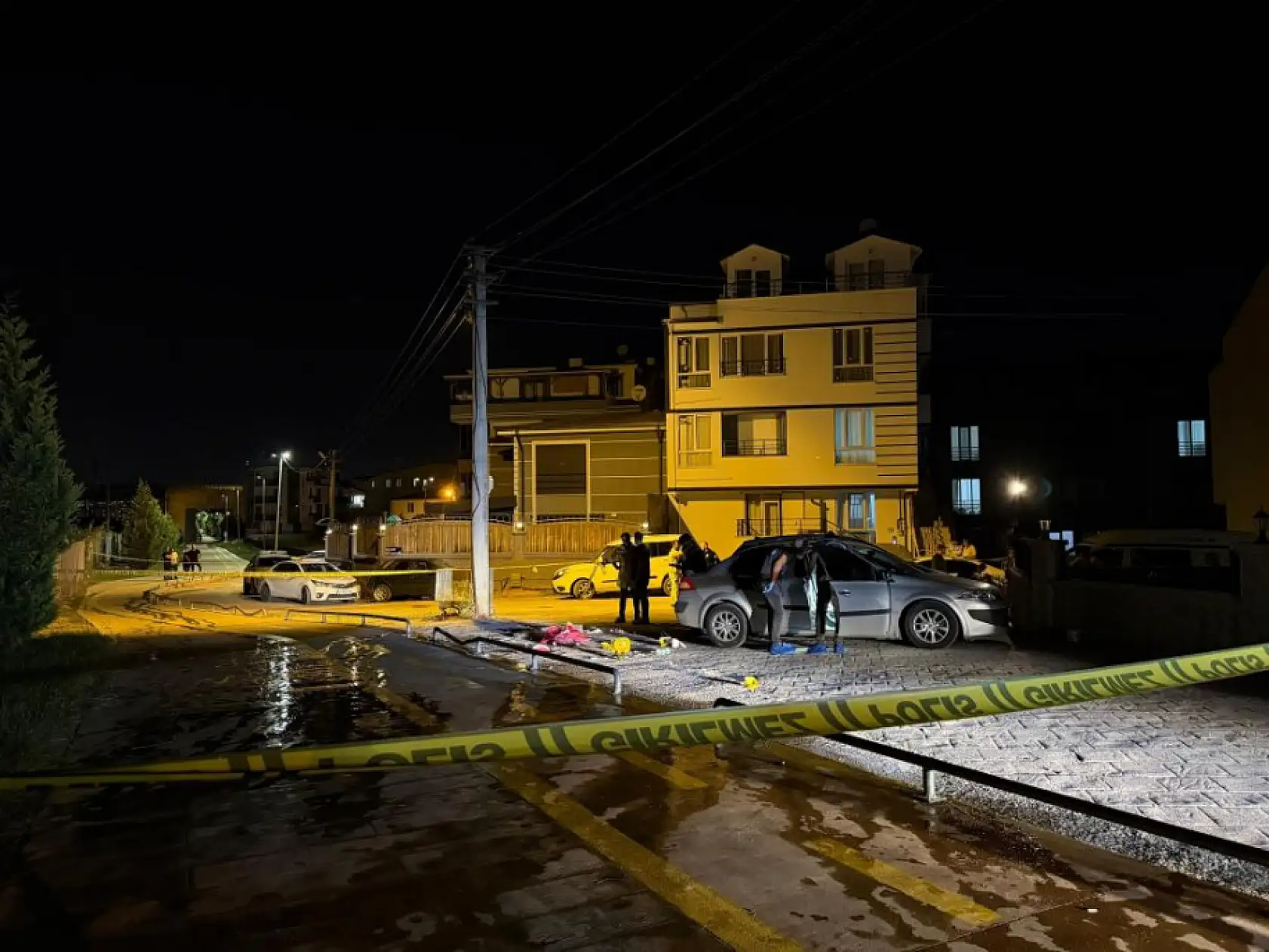 Kıskanç sevgili dehşet saçtı: 3 ölü