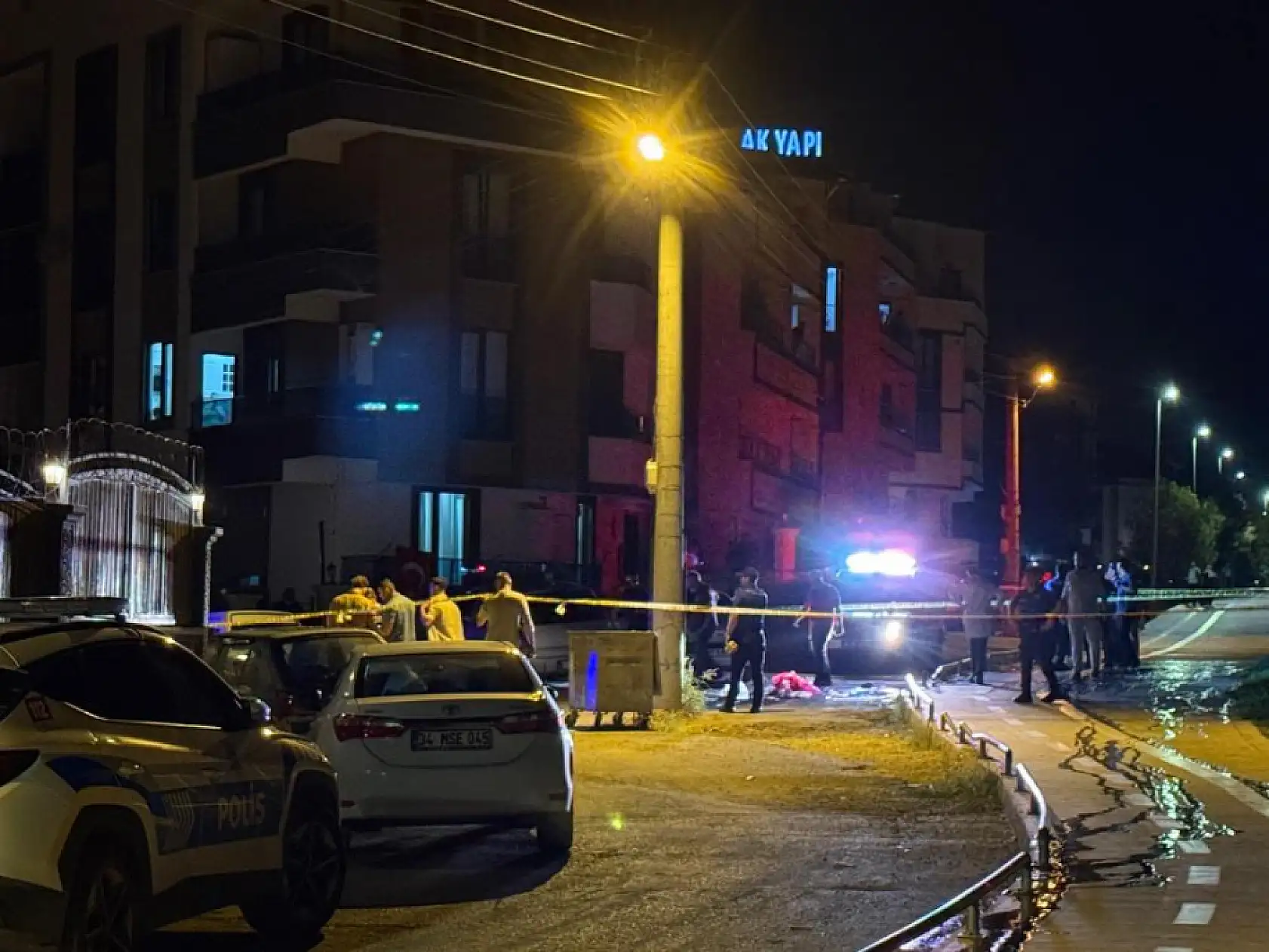 Kıskanç sevgili dehşet saçtı: 3 ölü