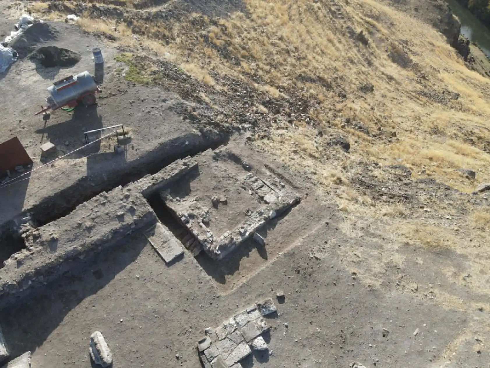 Bin Yıllık Sır Çözüldü: Selçuklu Geleneğini Yansıtan Kümbet Ortaya Çıktı