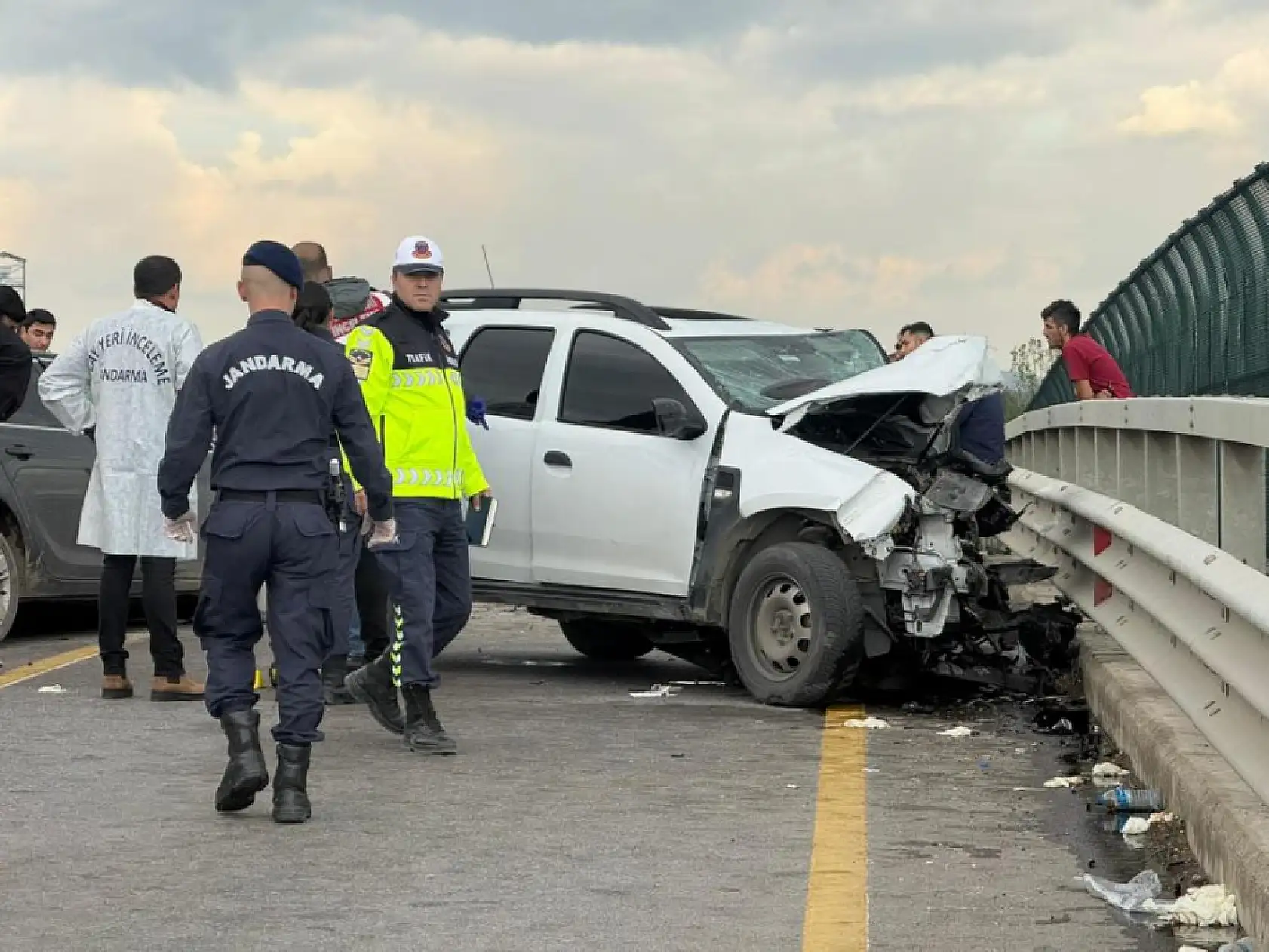 Otoyolda korkunç çarpışma: Göreve giden 2 jandarma şehit oldu