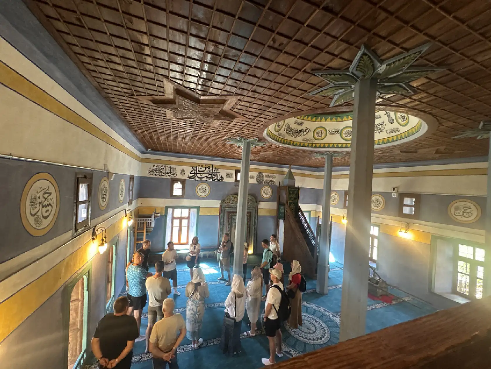 Litvanyalı turistler tarihi köye hayran kaldı