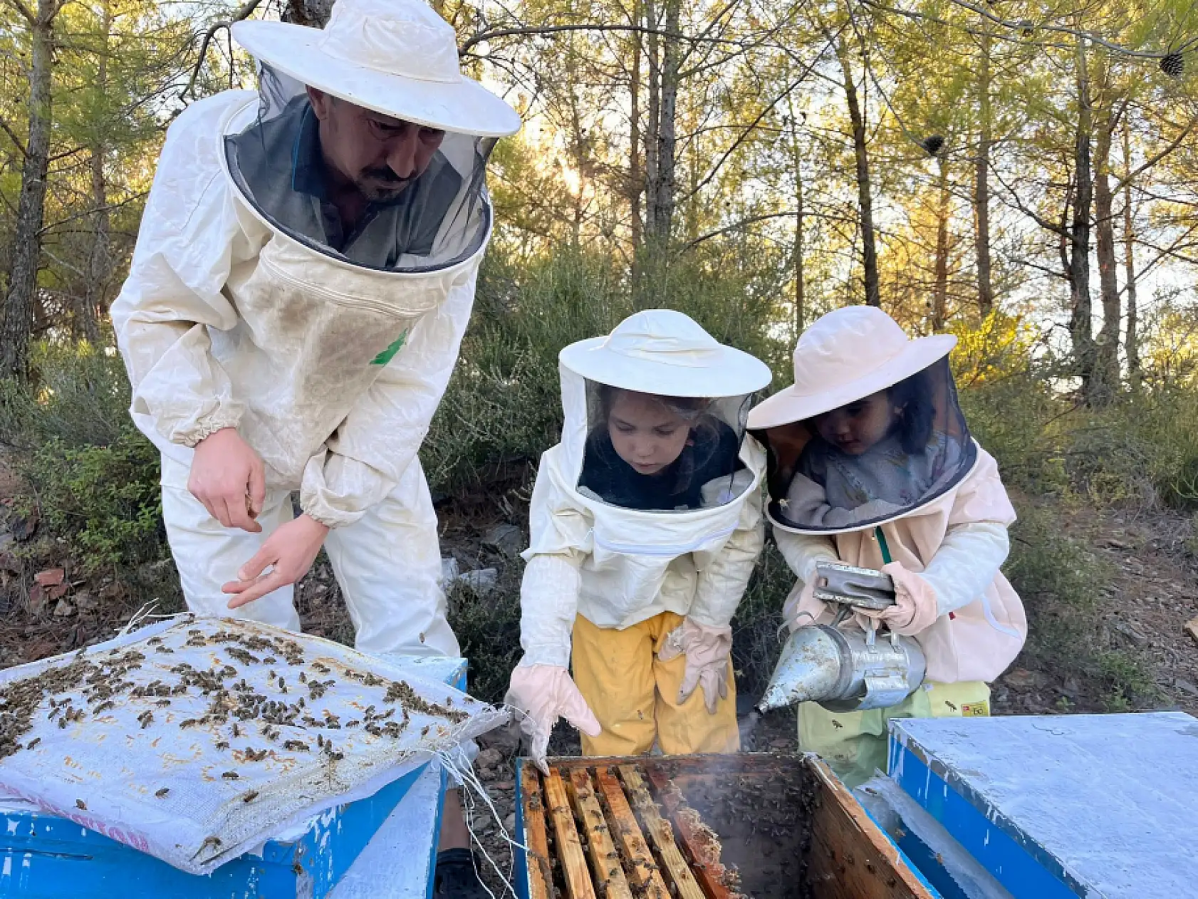 Yatağanlı miniklerden arıcılığa erken başlangıç