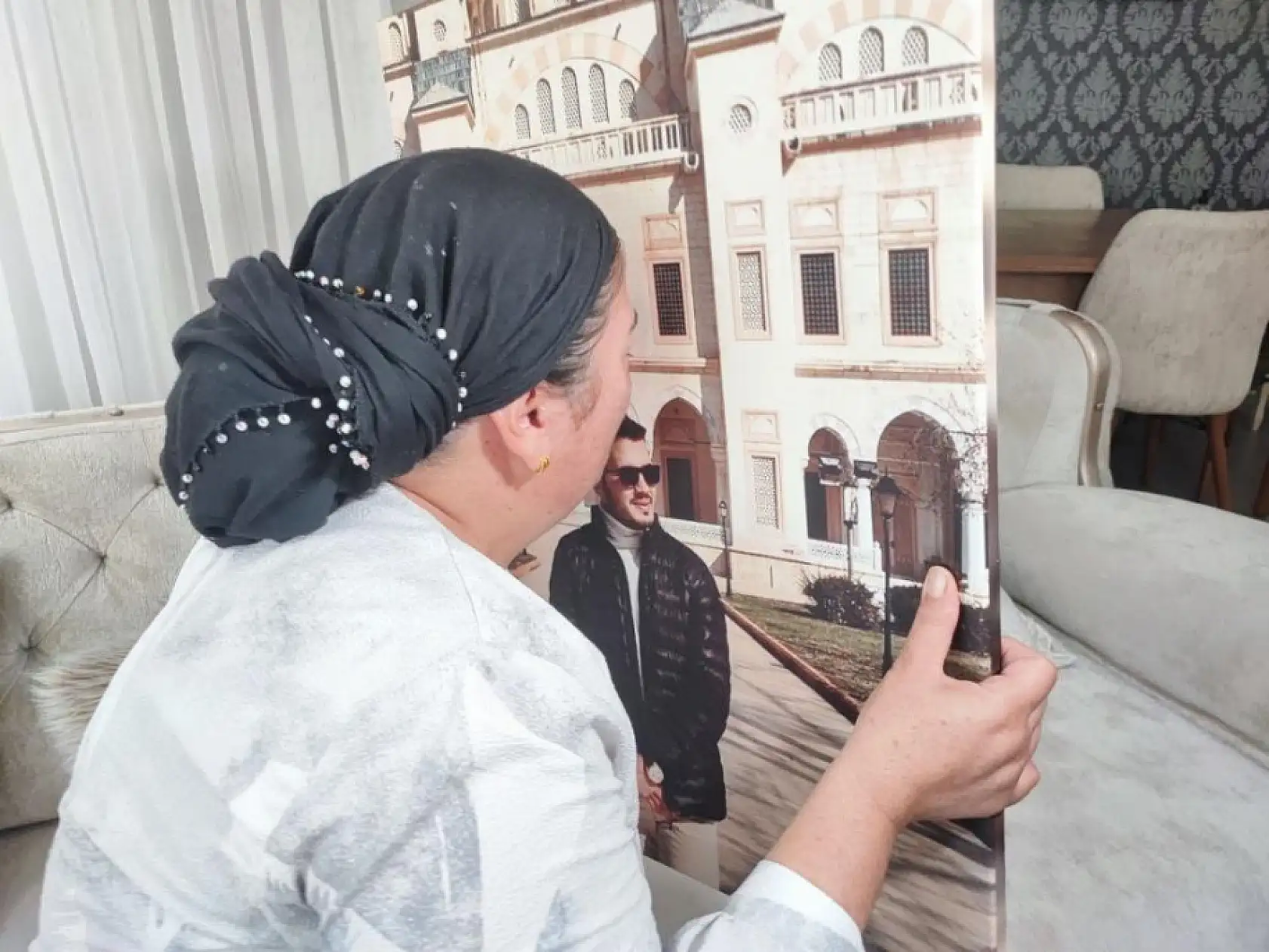 Ömür Boyu Hapis Cezası İndirildi, Anne Gözyaşlarına Boğuldu