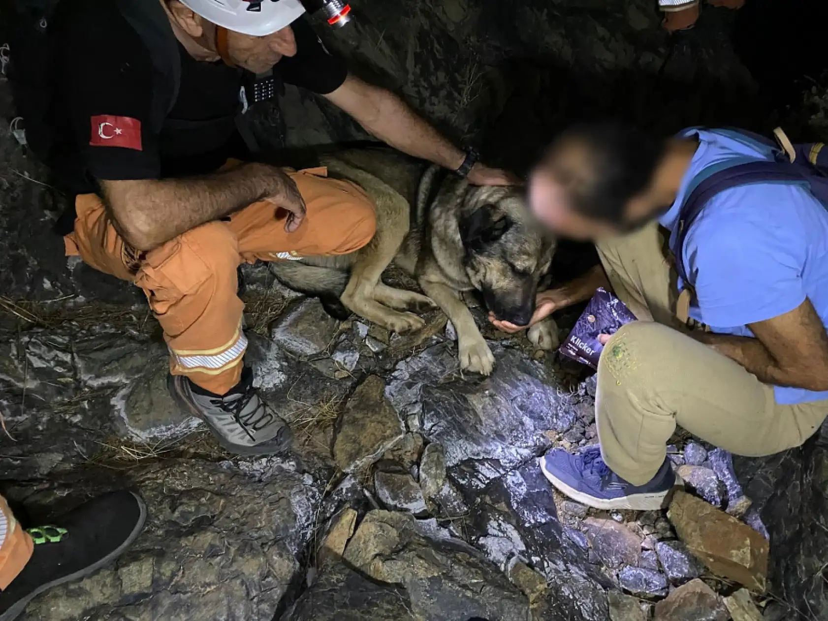 Datça'da doğa yürüyüşüne çıktı, mahsur kaldı, 4 saat sonra kurtarıldı