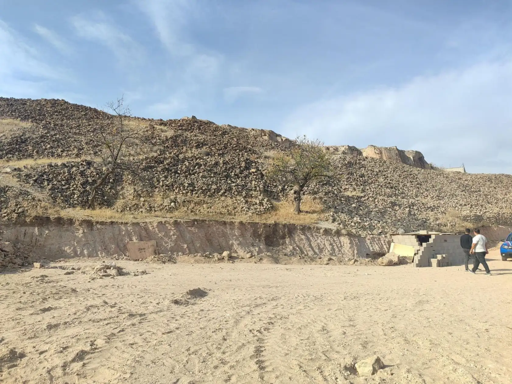 Kaçak kazıda yeraltı şehri çıktı