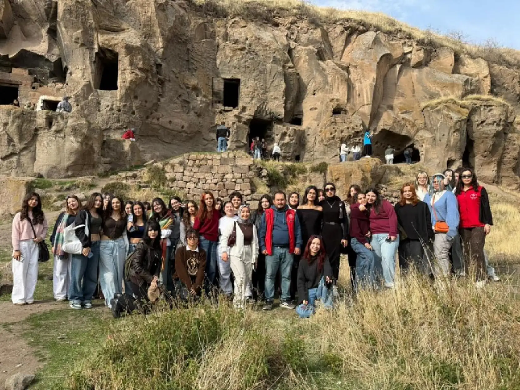 Muğlalı gençler medeniyet, tarih ve kültür kampı ile Bitlis ve Van'ı keşfetti