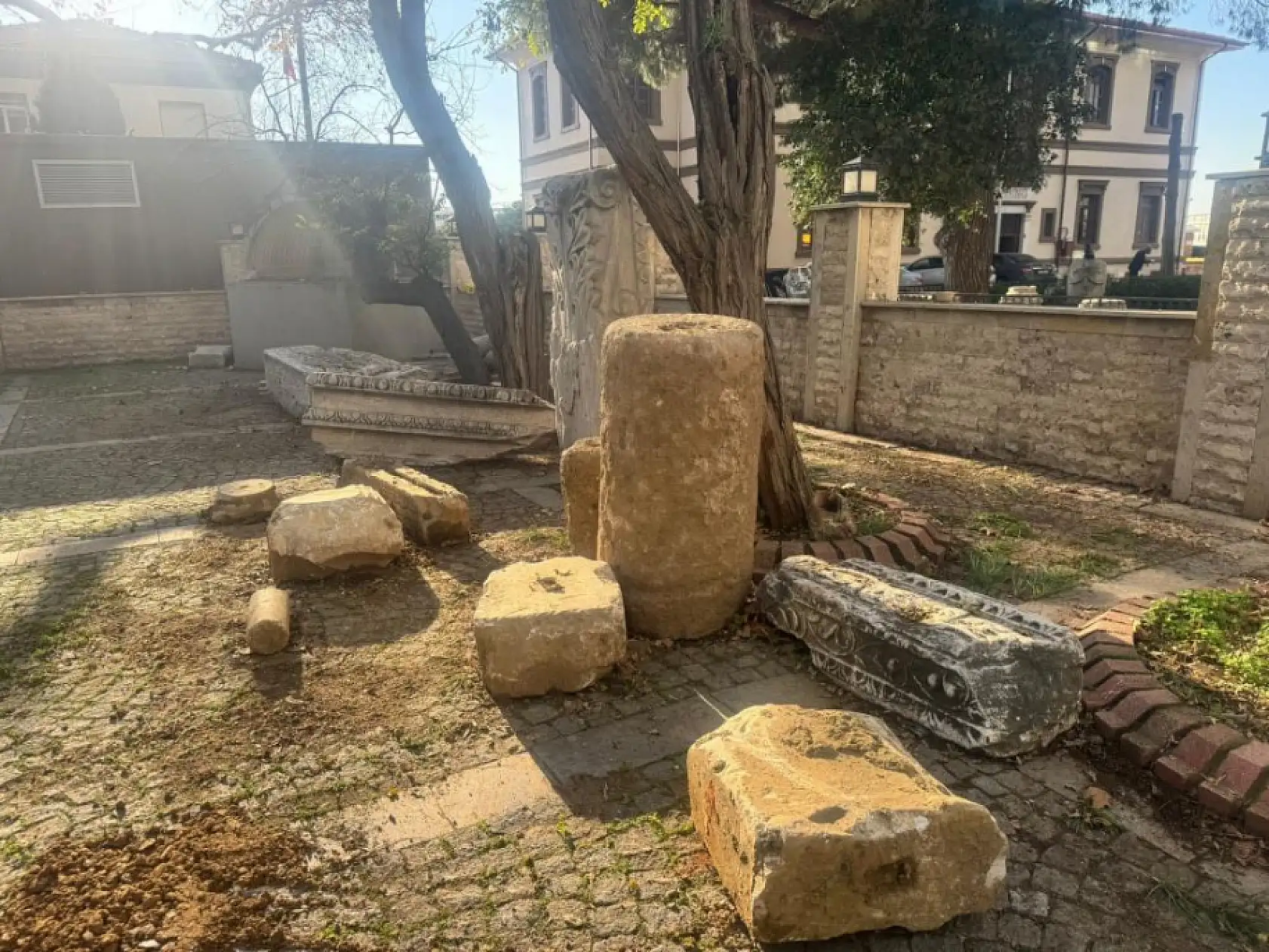 7 metreden Bizans sütunu çıktı