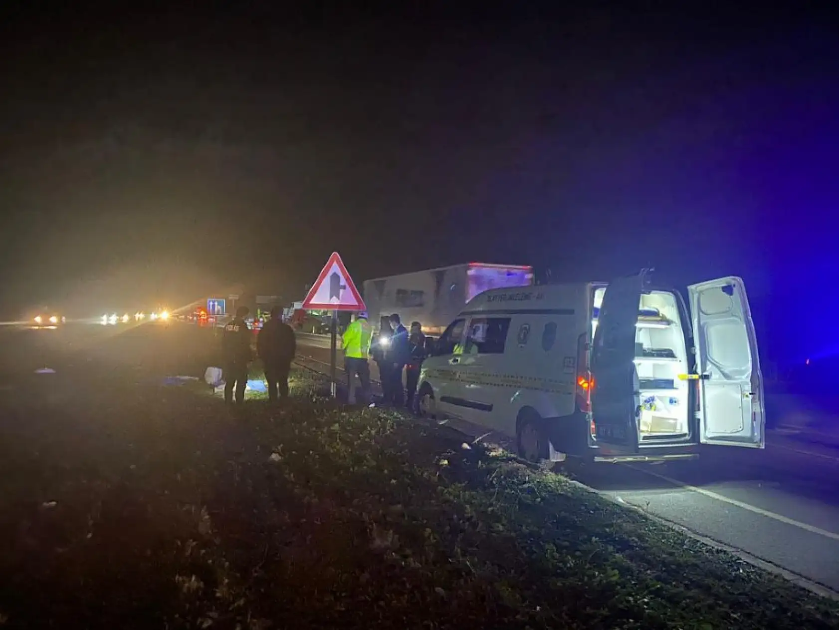 Okul Etkinliğinden Dönen İki Öğrenciye Otomobil Çarptı: Genç Öğrenci Hayatını Kaybetti