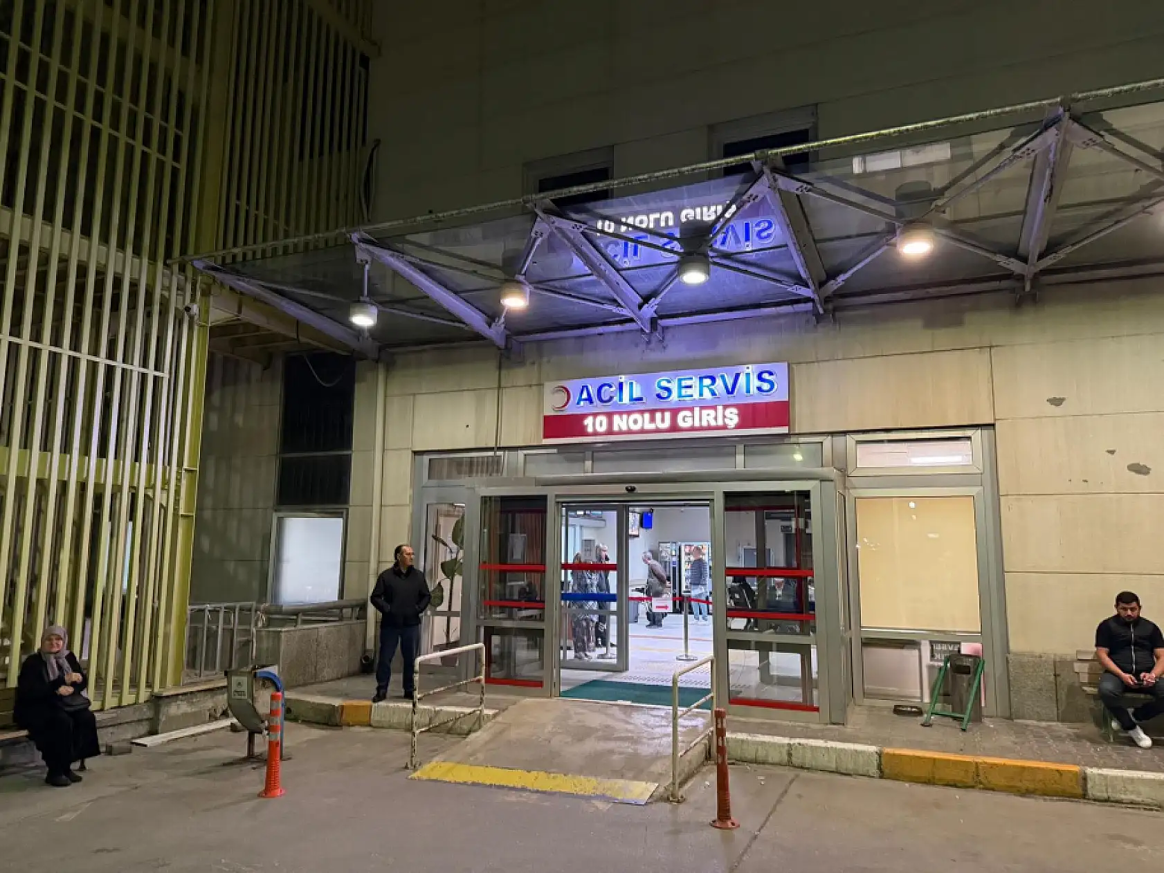 Cezaevinde yemek yedikten sonra rahatsızlanan mahkum sayısı 171