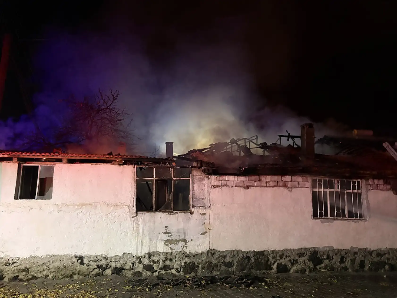 Gece saatlerinde yangın paniği