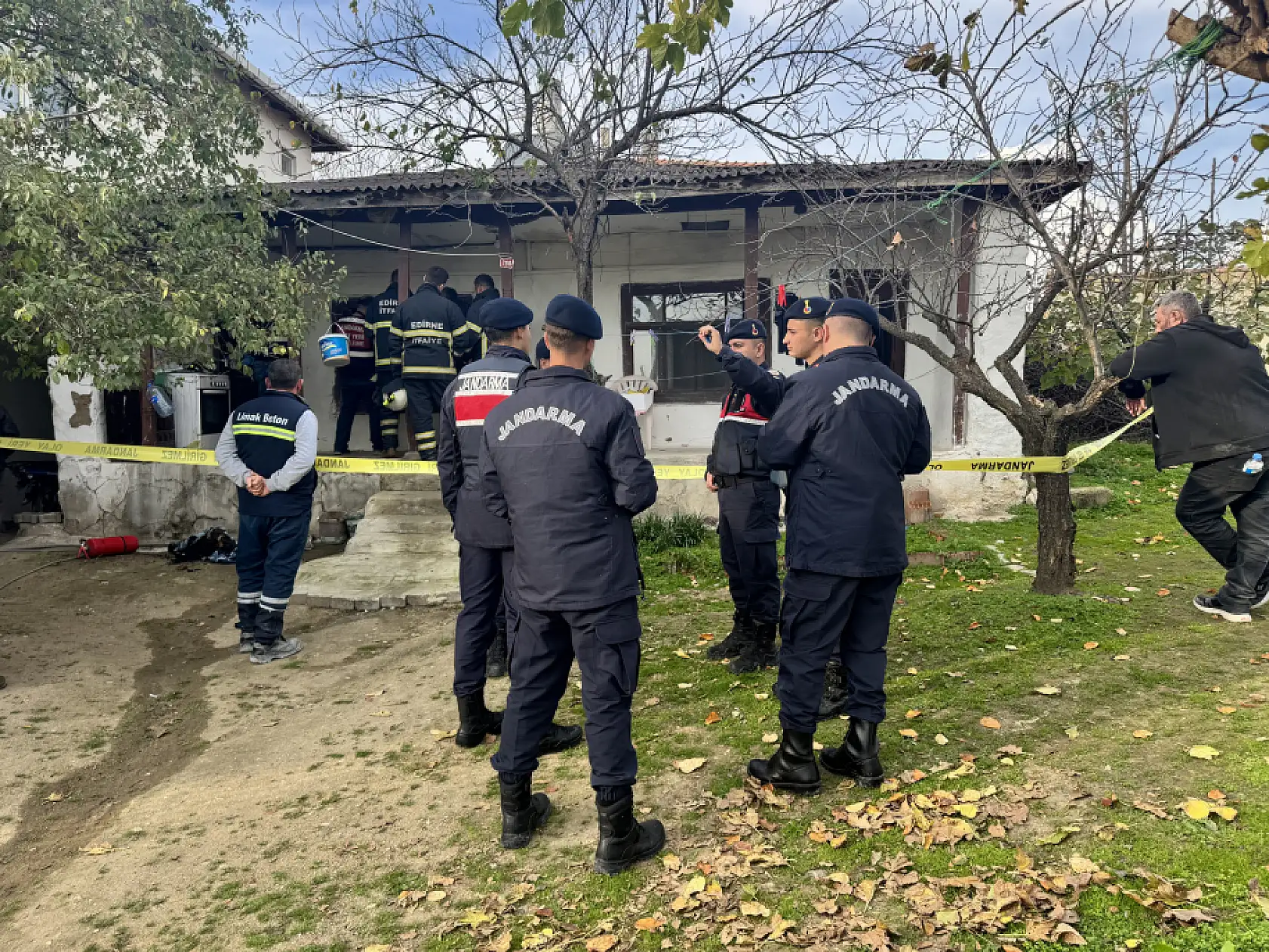 82 yaşındaki kadın yangında hayatını kaybetti