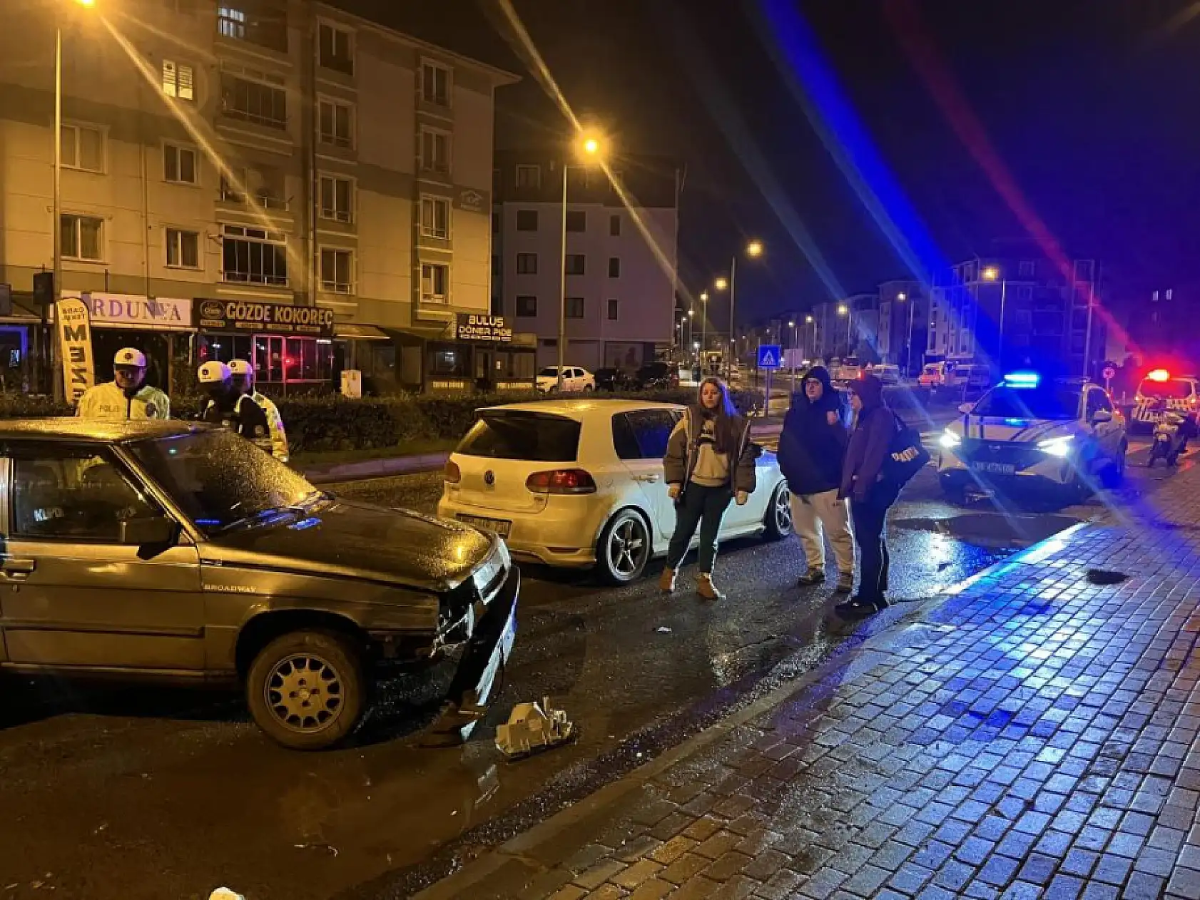 Kaza sonrası 'Ağabeyimi arayacağım' deyip sırra kadem bastı