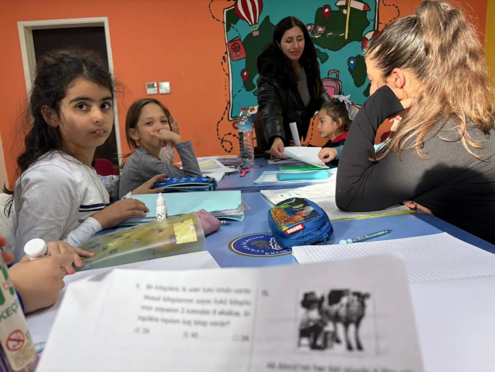 Menteşe'de çocuklar İngilizceyi eğlenerek öğreniyor