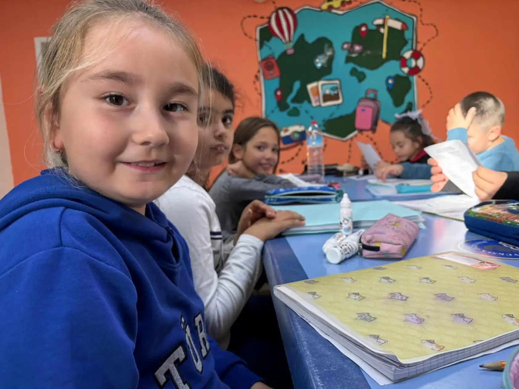 Menteşe'de çocuklar İngilizceyi eğlenerek öğreniyor