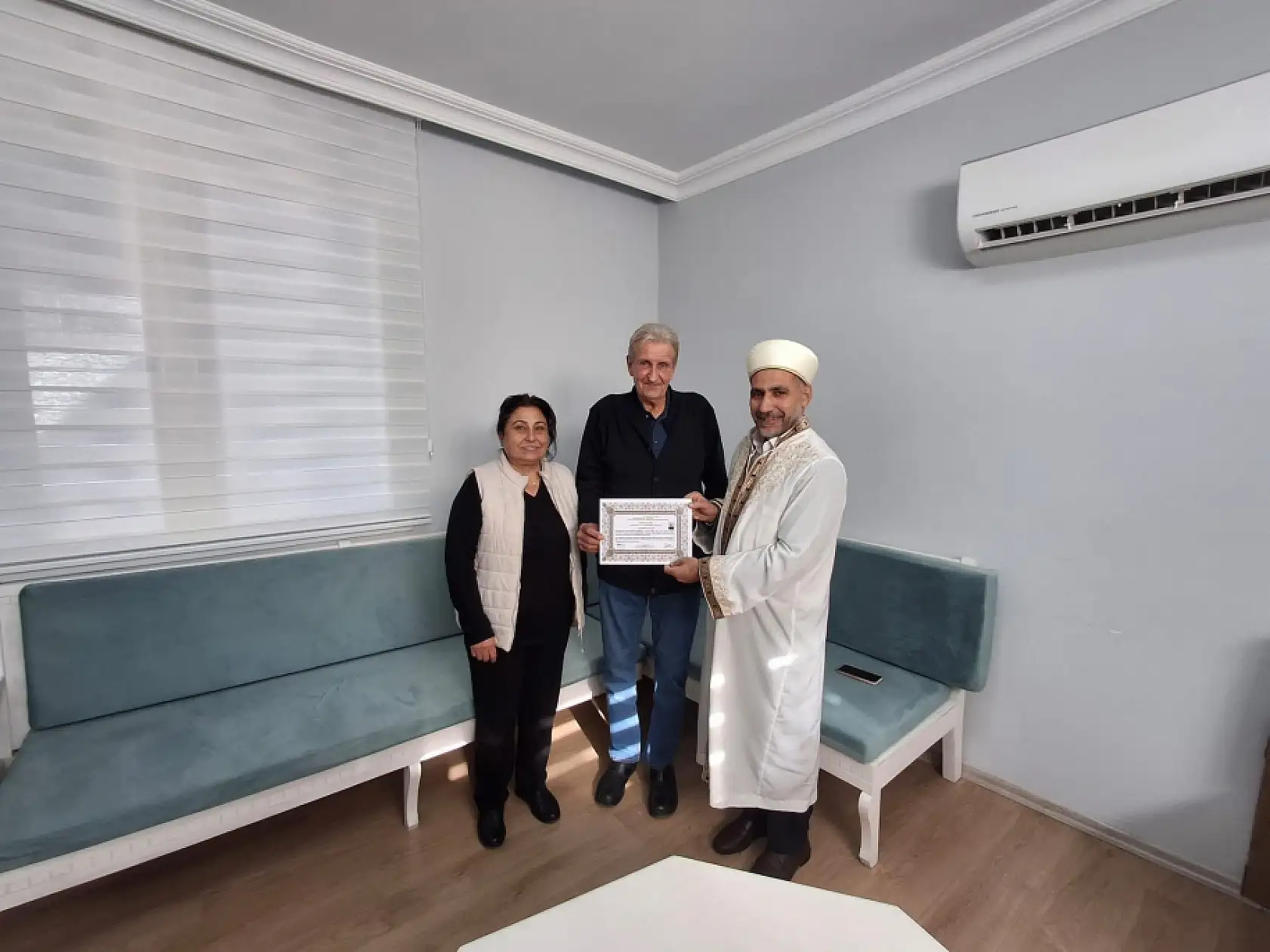 Seydikemer'de Alman Prinz, Müslüman oldu