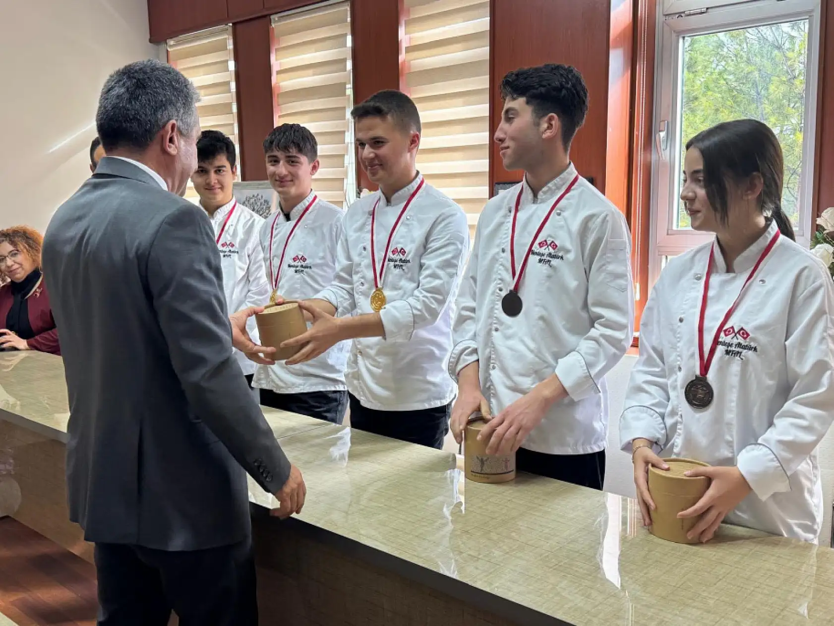Menteşeli genç şefler, İstanbul'dan 11 madalya ile döndü