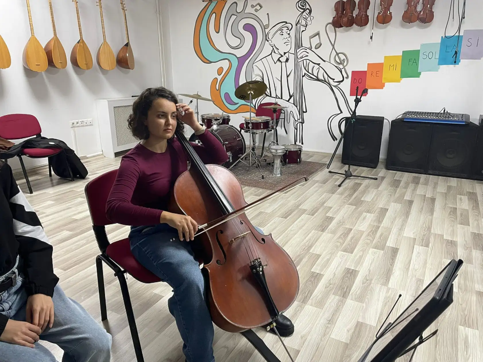 Menteşe'de gençler sanatla buluşuyor