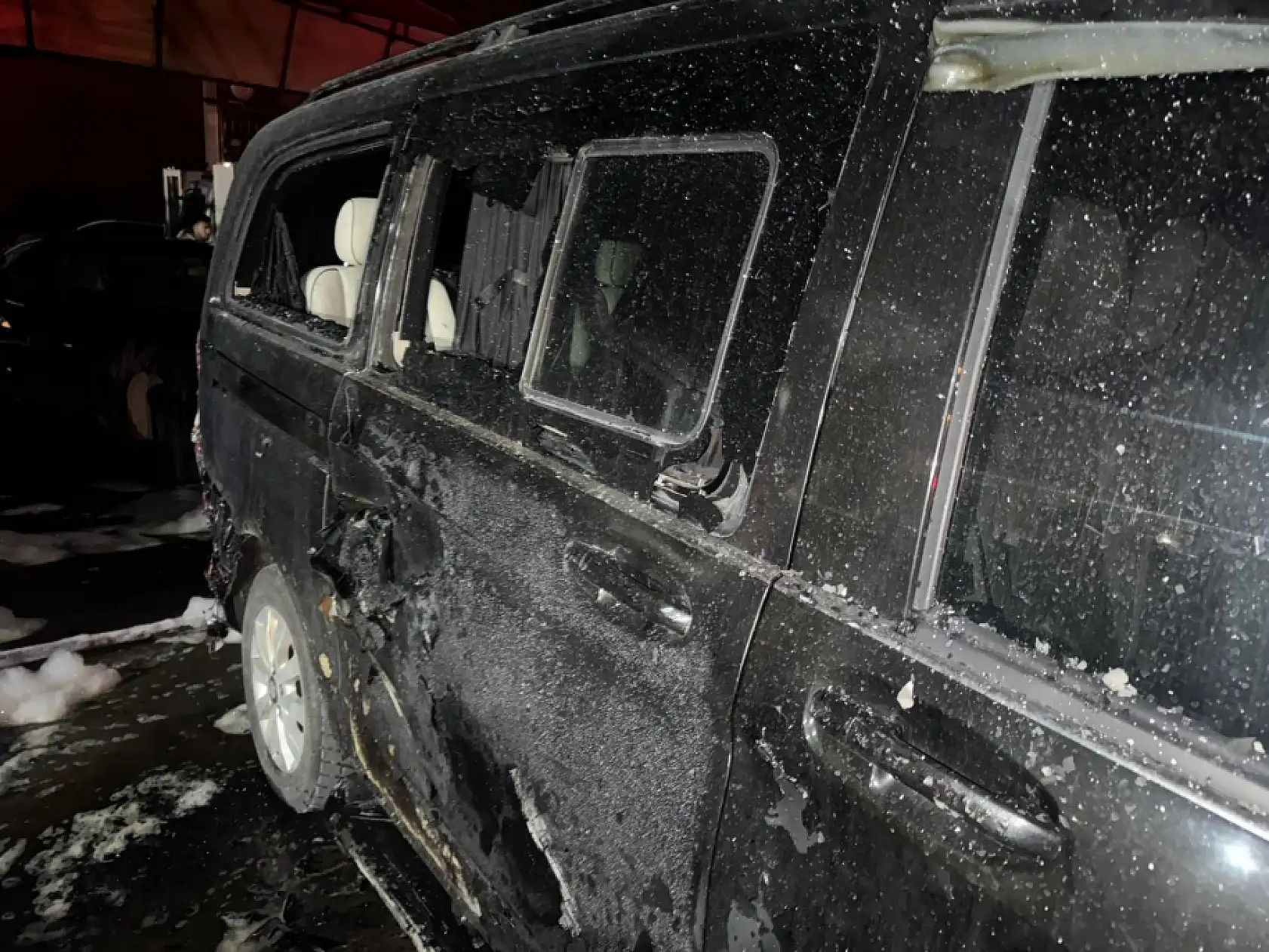 Ortaca Sanayi Sitesi'nde yangın: 4 araç ve 1 iş yeri zarar gördü