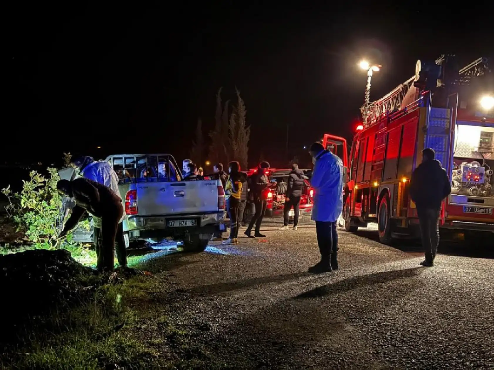 Araç içinde yanmış ceset bulundu