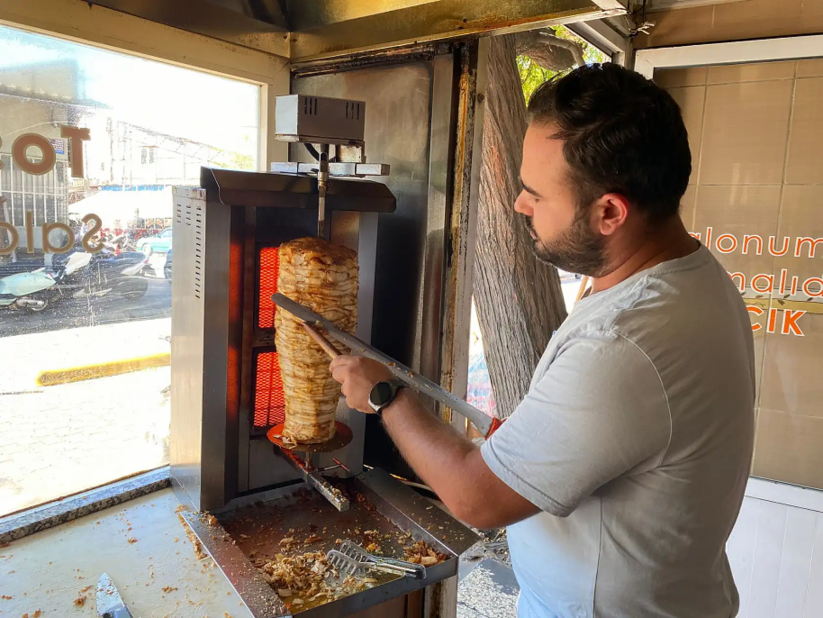 Fethiye'de soslu dönere inat klasik lezzet