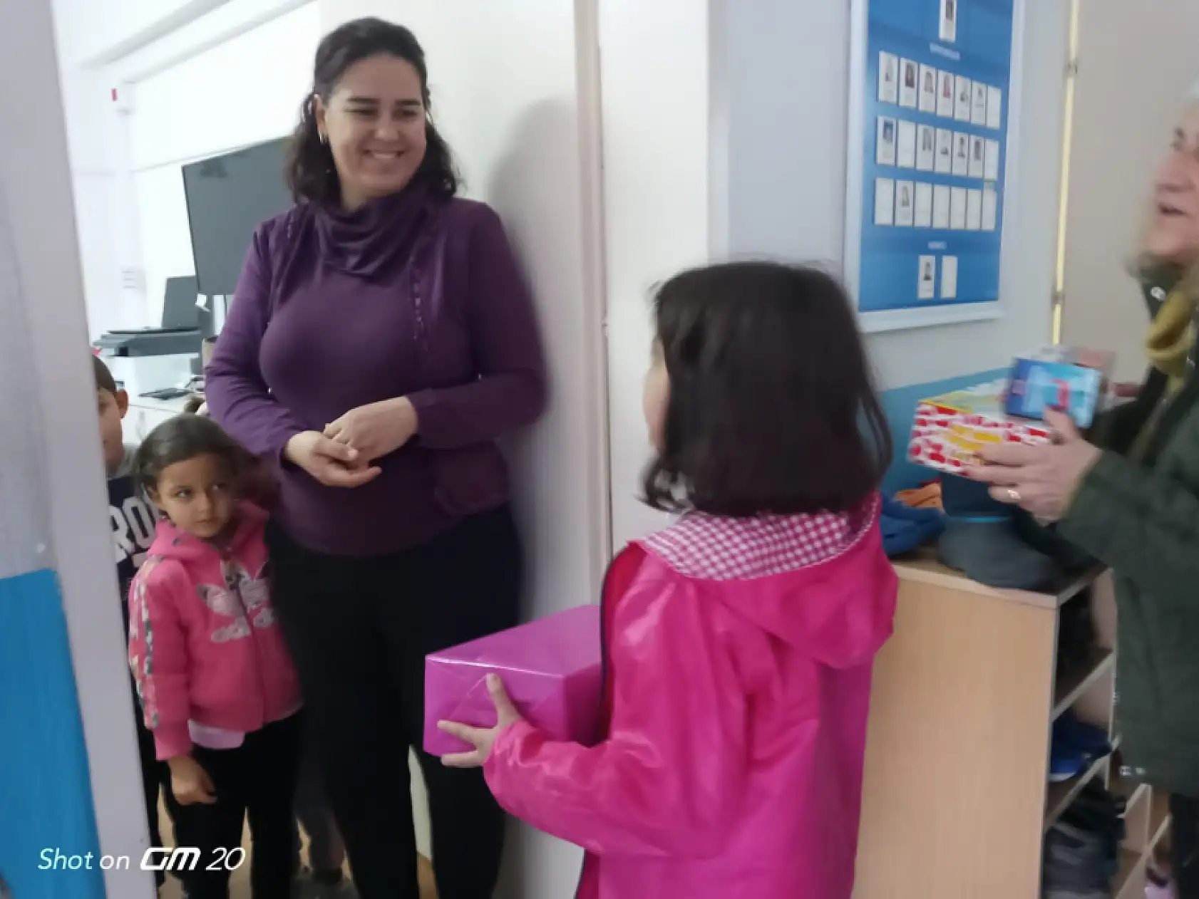 Fethiye Kardelen Sanat Derneği Paylaşım ve Gönüllülük Gününe Öncülük Yaptı