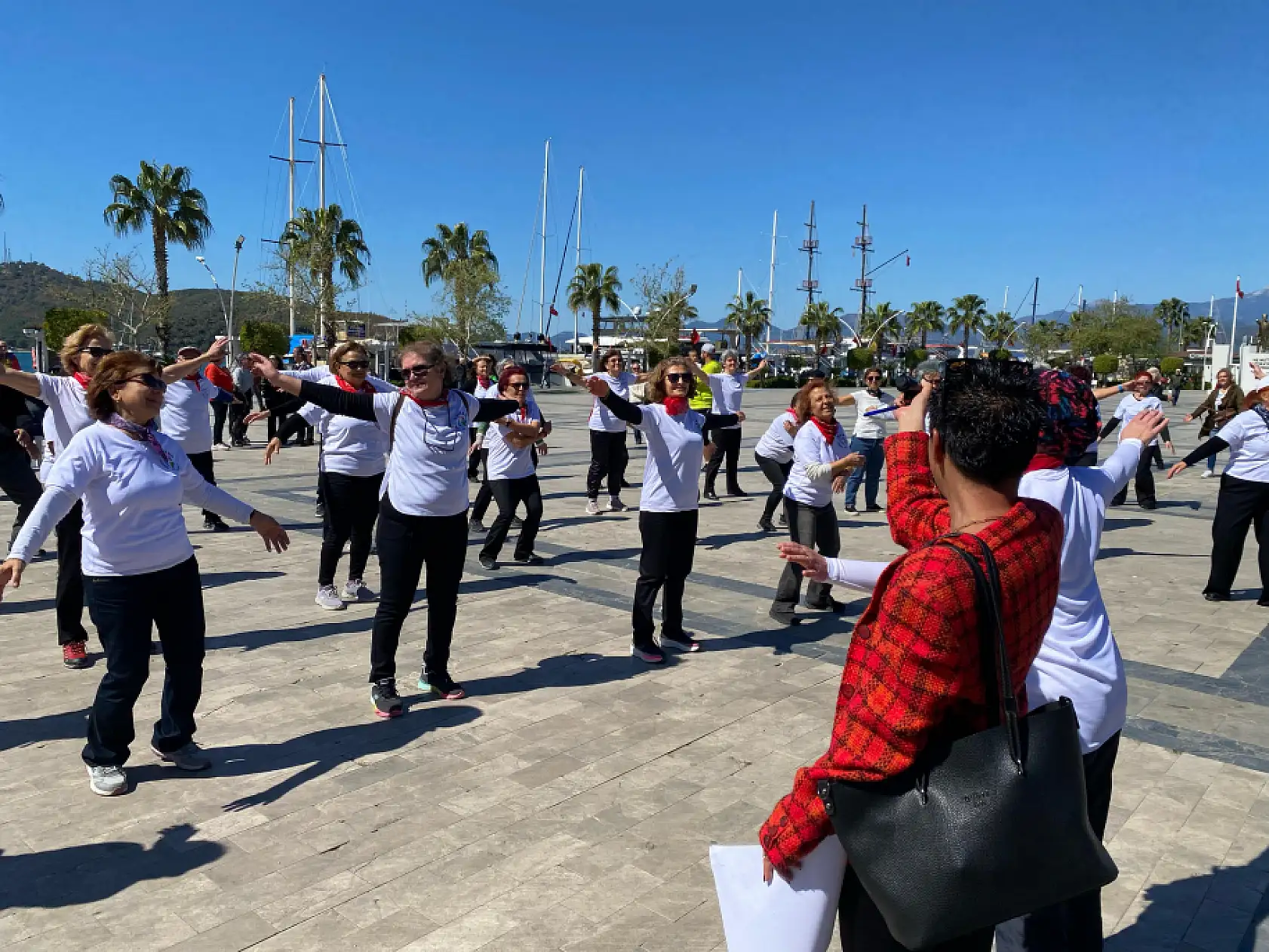 Fethiye'de Yaşlılara Saygı Haftasında Etkinlik Düzenlendi
