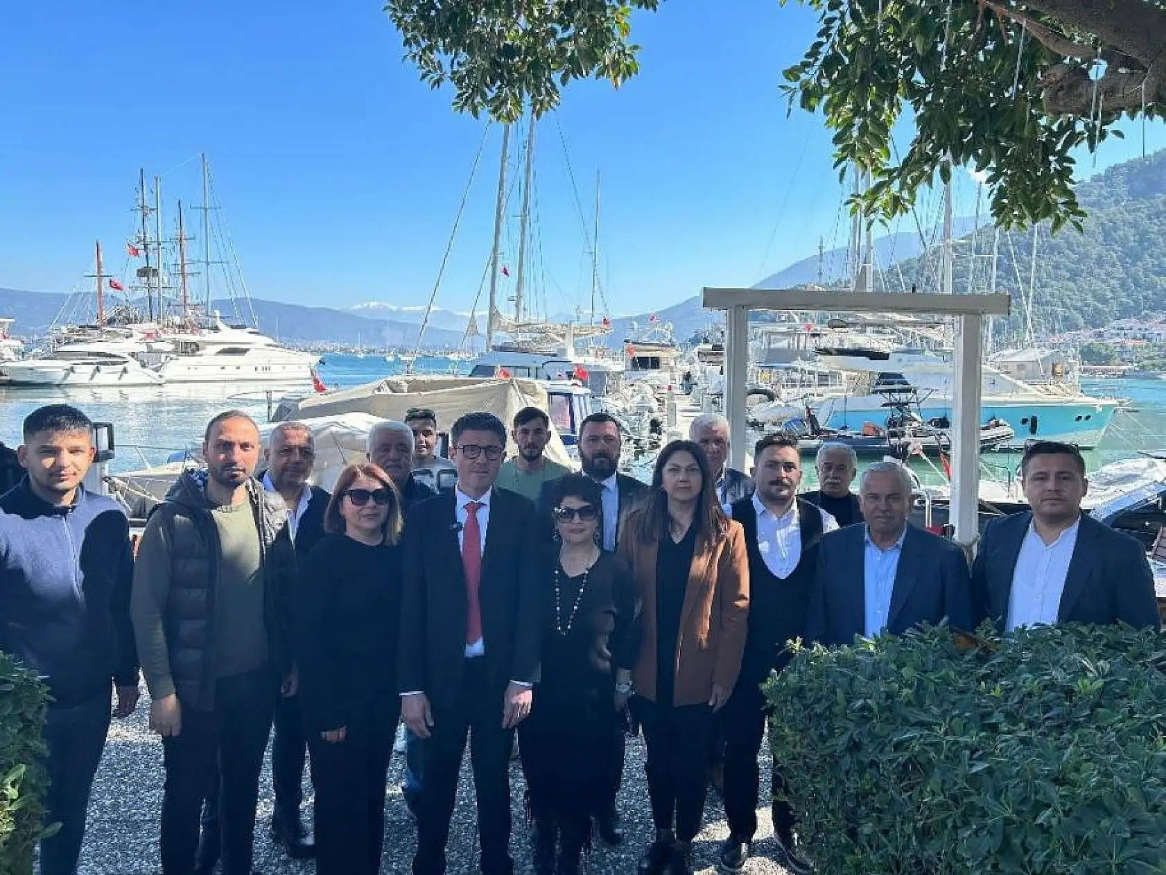 Başkan Adayı Kökten, Yardım Etkinliğine Katıldı