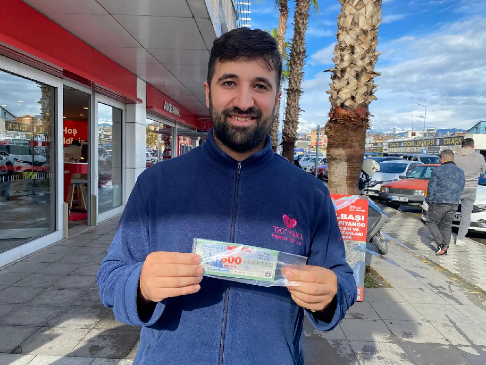 Fethiyeliler Milli Piyango Yılbaşı Biletine Yoğun İlgi Gösterdi