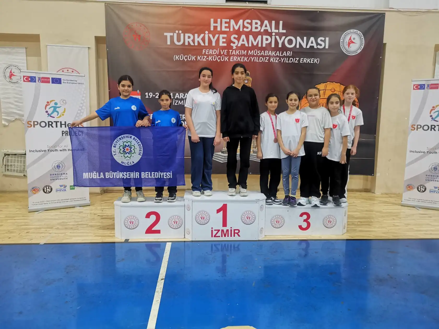 Muğla Büyükşehir Sporcularından Hemsball'da 4 Gümüş Madalya