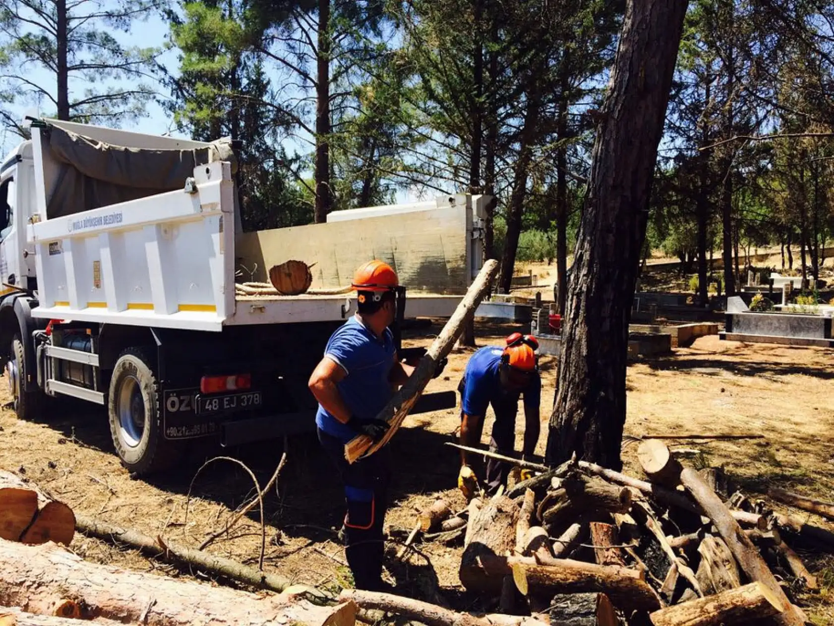 Muğla Büyükşehirden Kış Soğuğunda Yürek Isıtan Destek