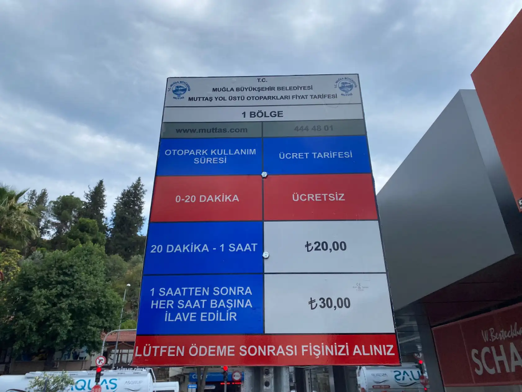 Fethiye'de Yol Üstü Otopark Ücretleri Belli Oldu