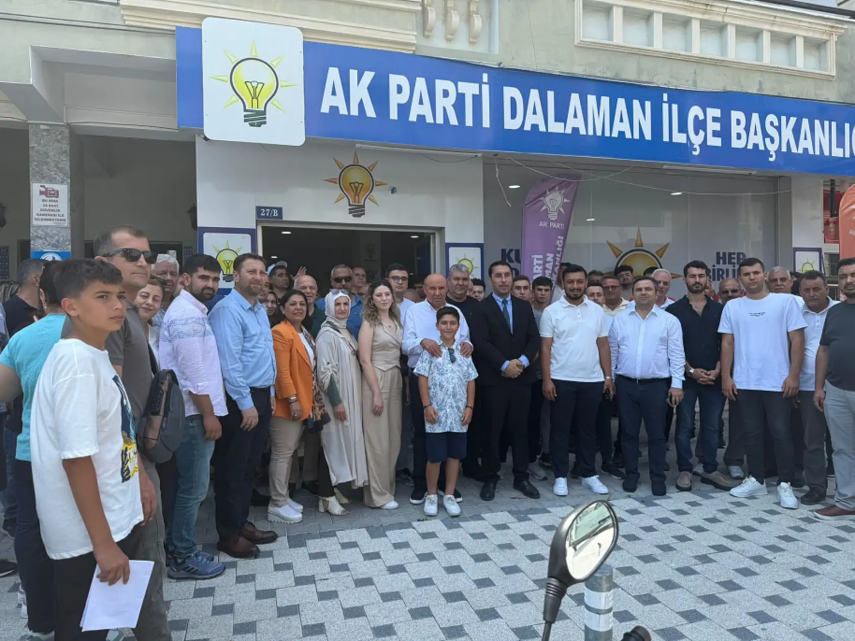 Milletvekili Otgöz 'Adımız Kardeşlik, Soyadımız Türkiye'