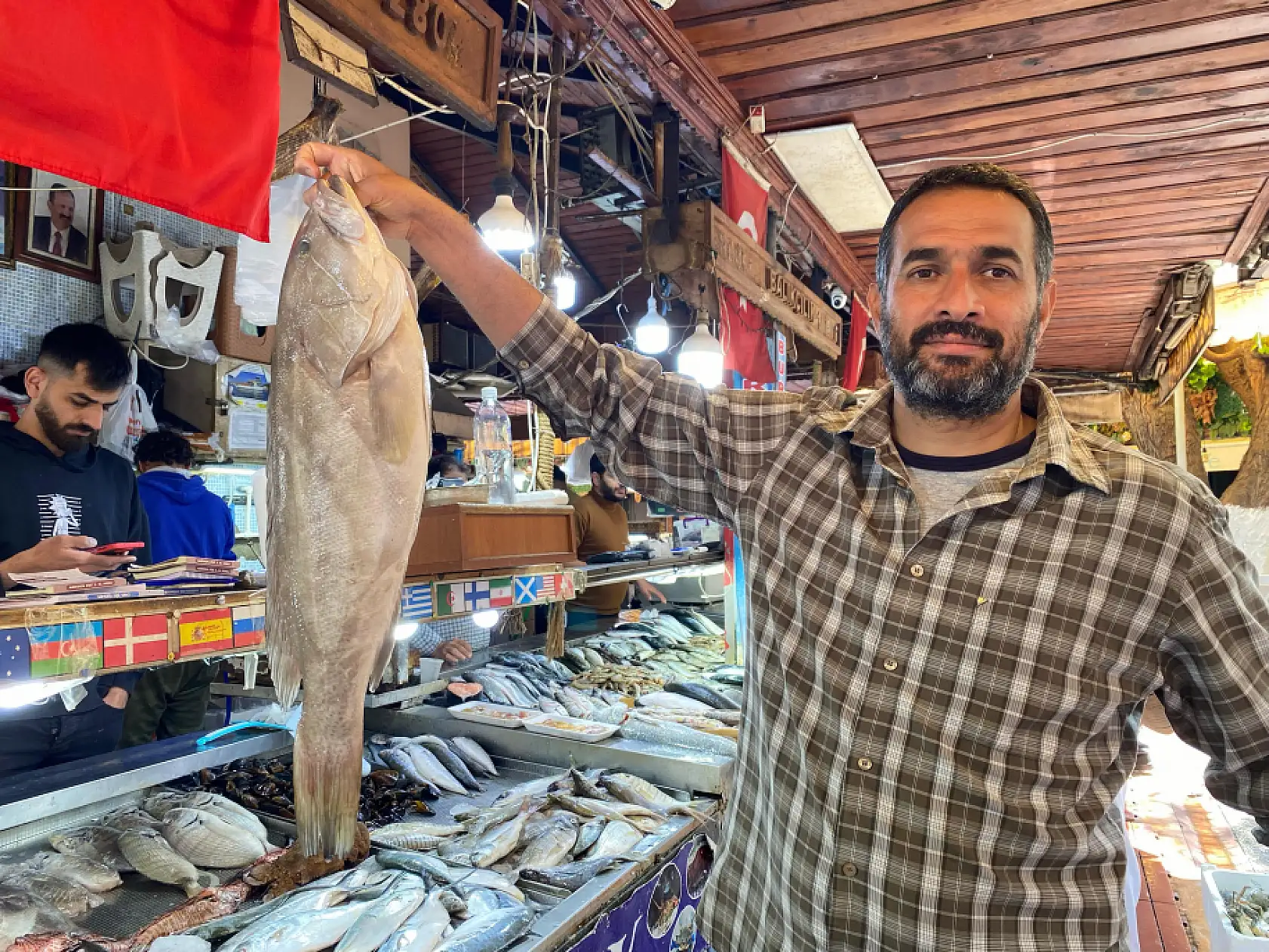 Fethiye Balık Pazarı'nda yaz öncesi balık tercihleri değişti
