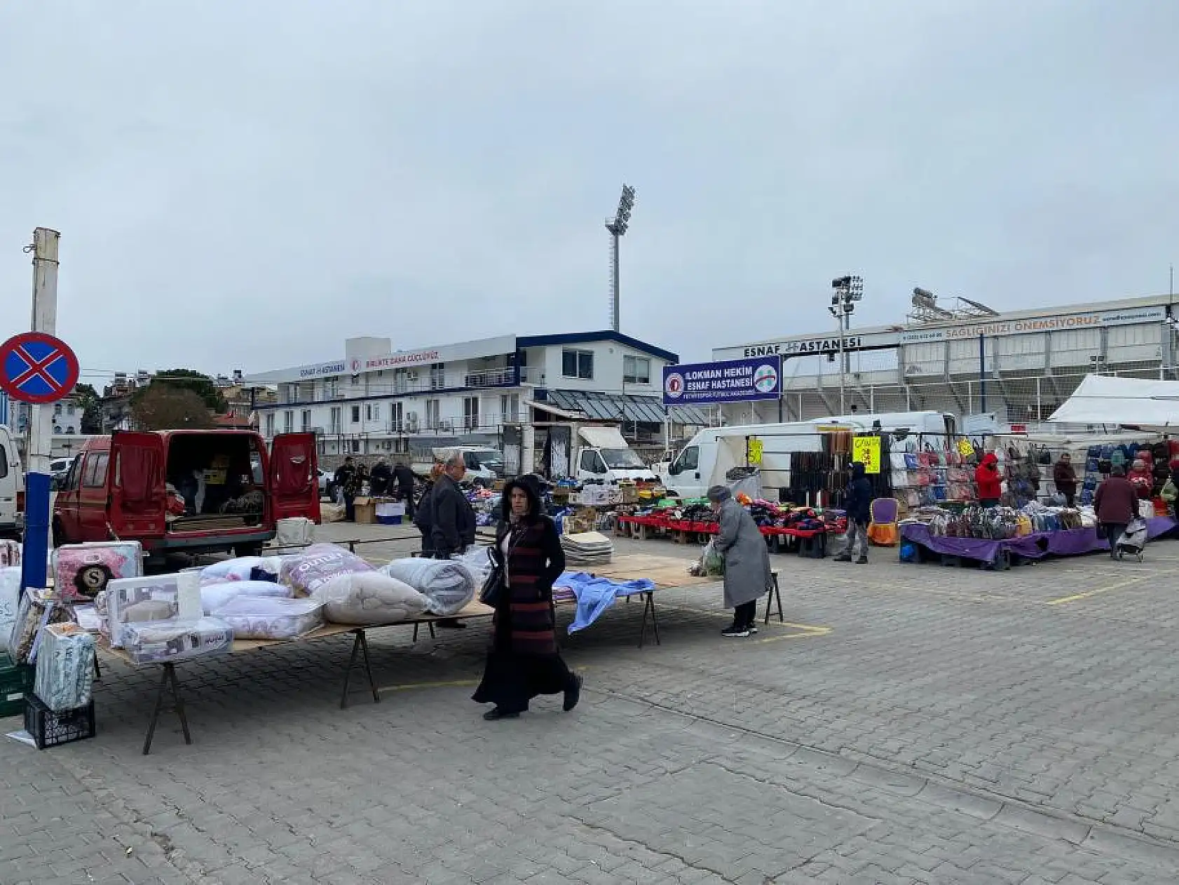 Fethiye Salı Pazarı, Soğuk Havalardan Dolayı Yarım Açıldı