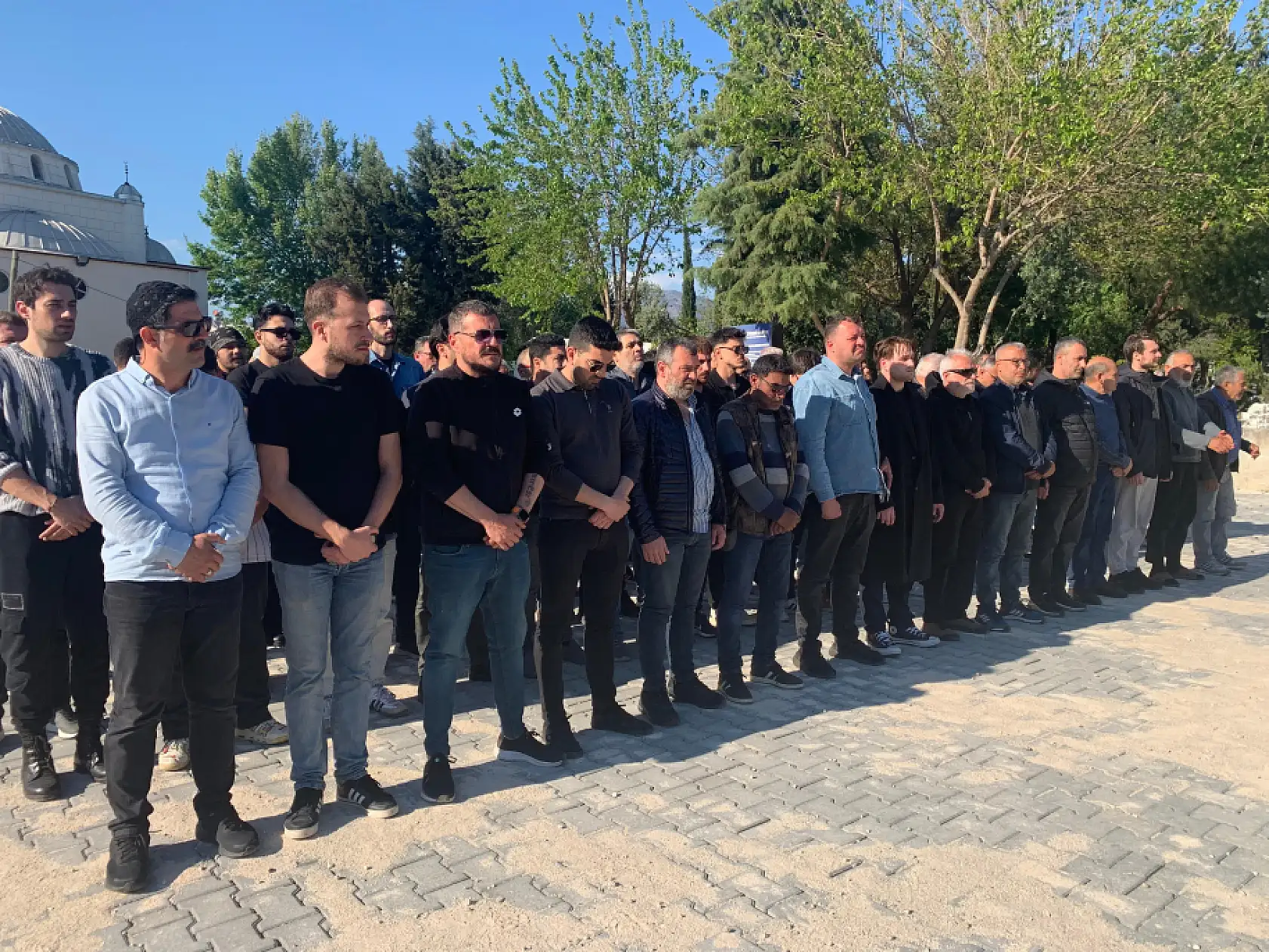 Fethiye'nin sevilen hocası Kemal Çeliktaş son yolculuğuna uğurlandı