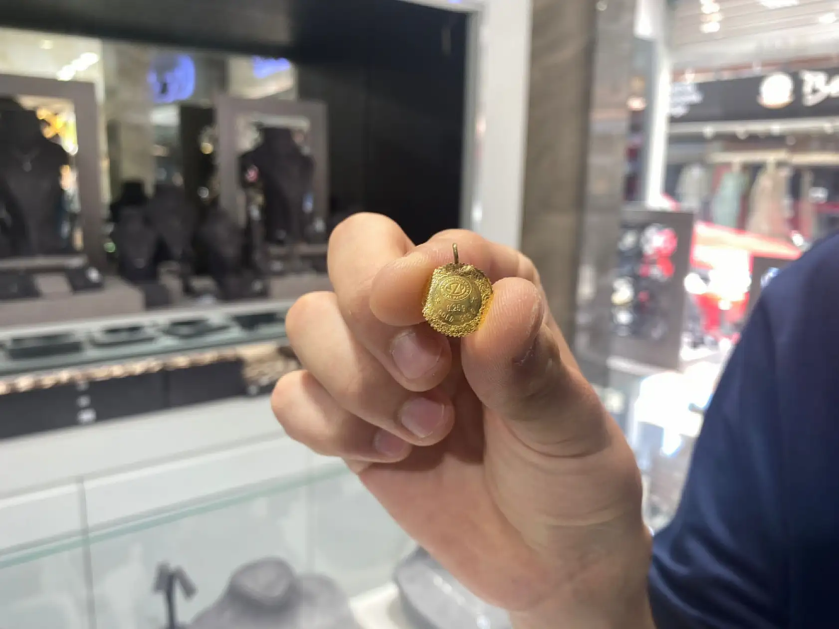 Fethiye'de düğünlerin yeni trendi 0.25'lik altın