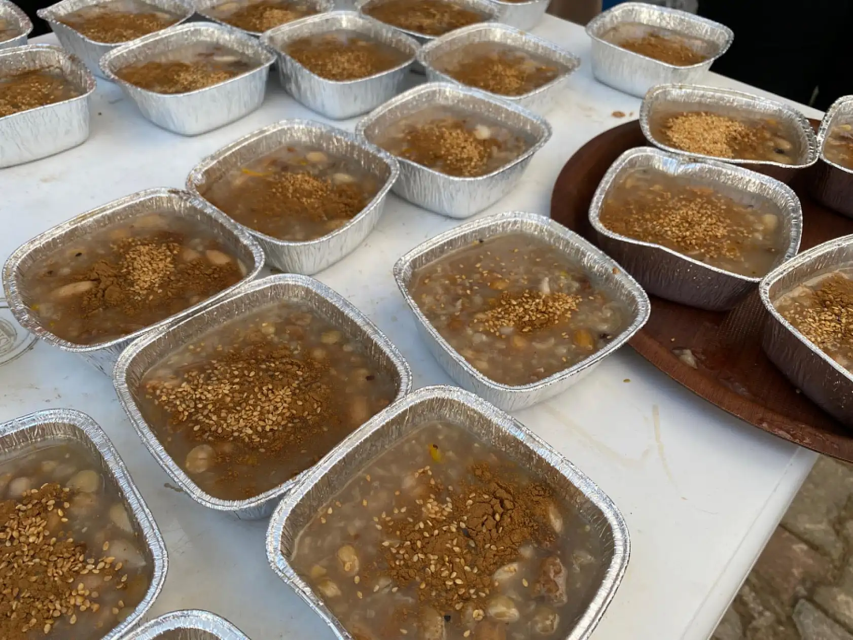 Kesikkapı Mahallesi'nde Aşure Hayrı Gerçekleşti