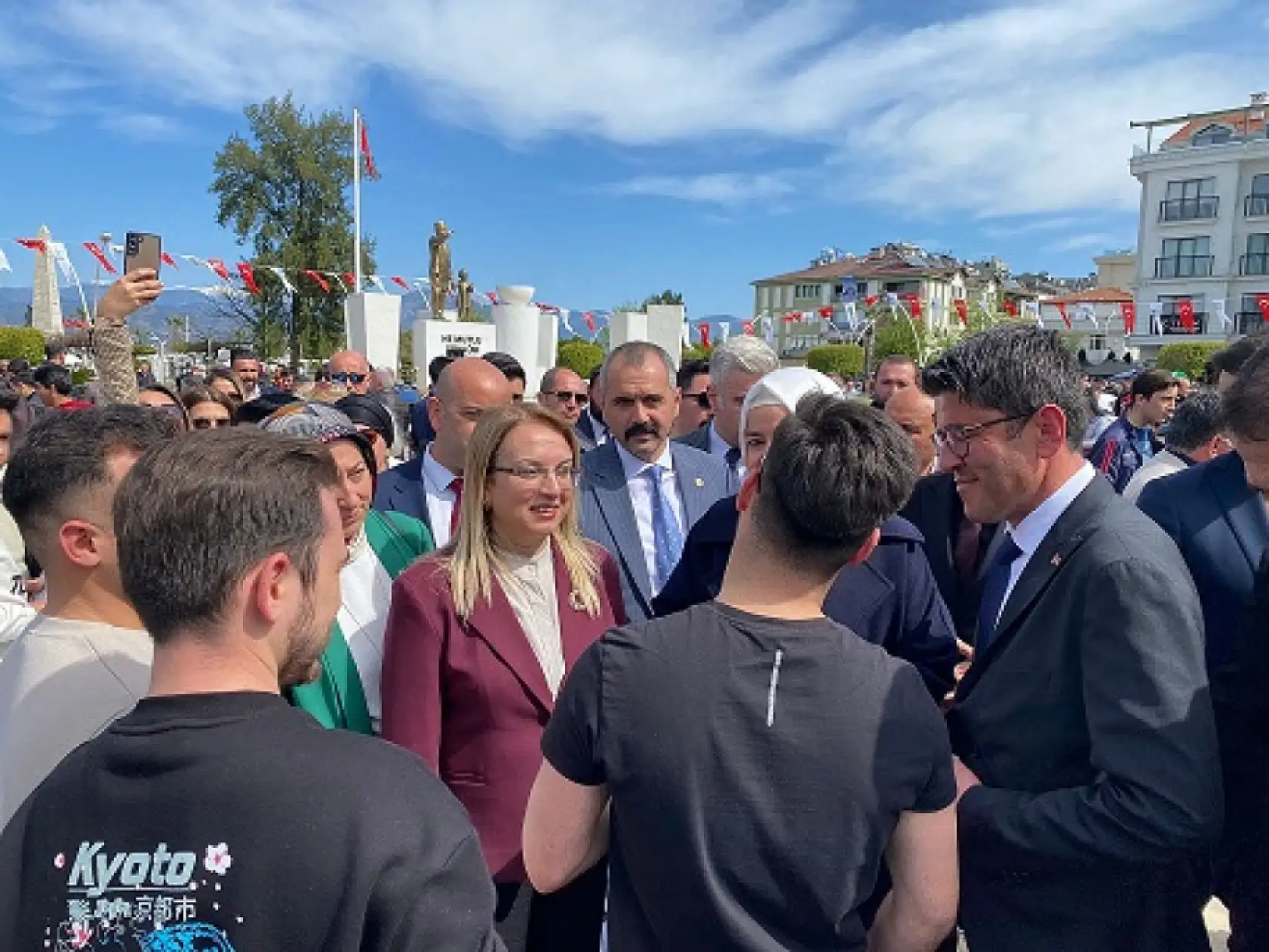 Kökten, Otomobil Tutkunları İle Buluştu