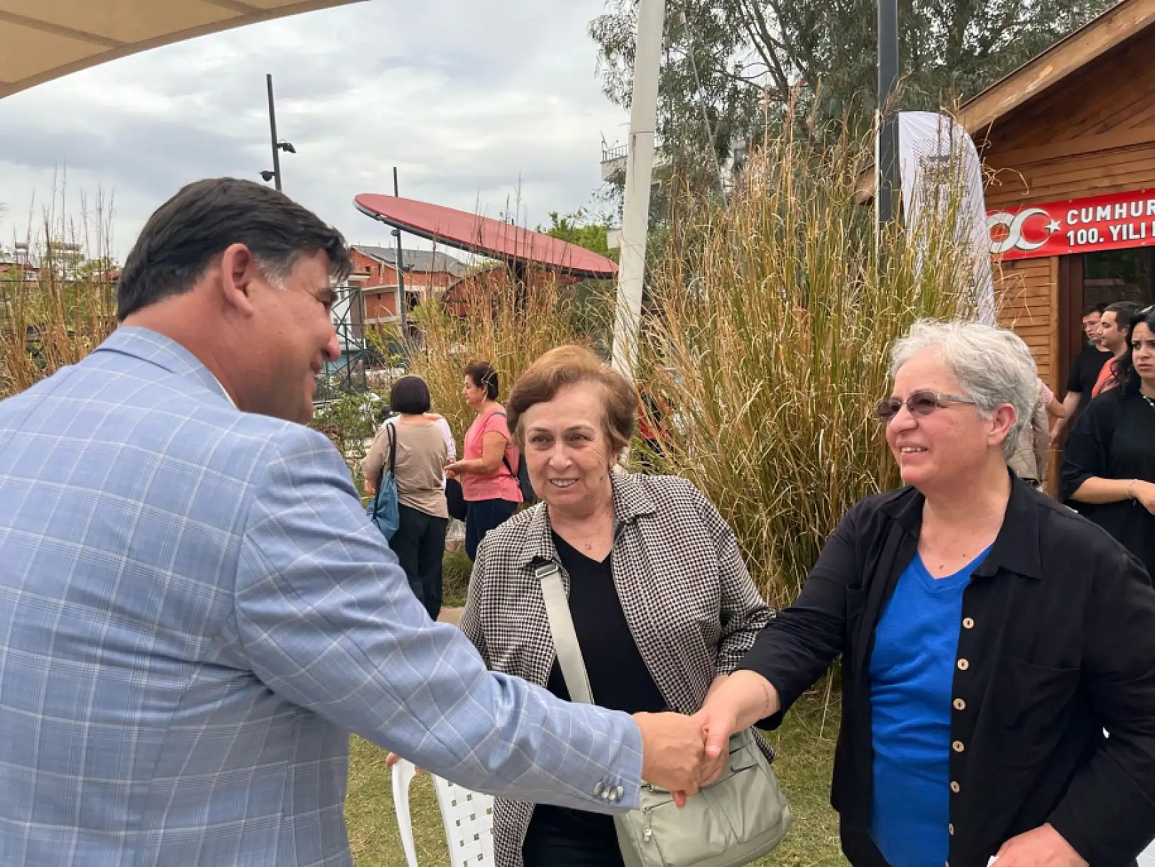 Başkan Karaca, ADD Fethiye'nin kermesini ziyaret etti