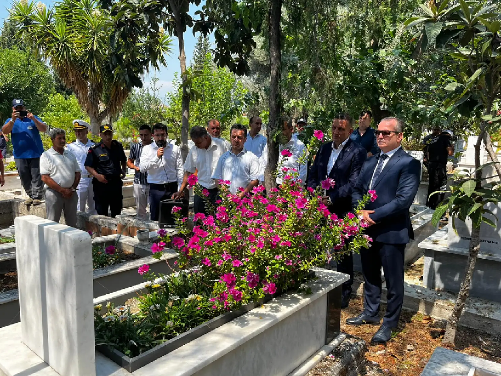 Fethiye'de 15 Temmuz'da Kaymakam Akkaya Öncülüğünde Şehitlik Ziyareti