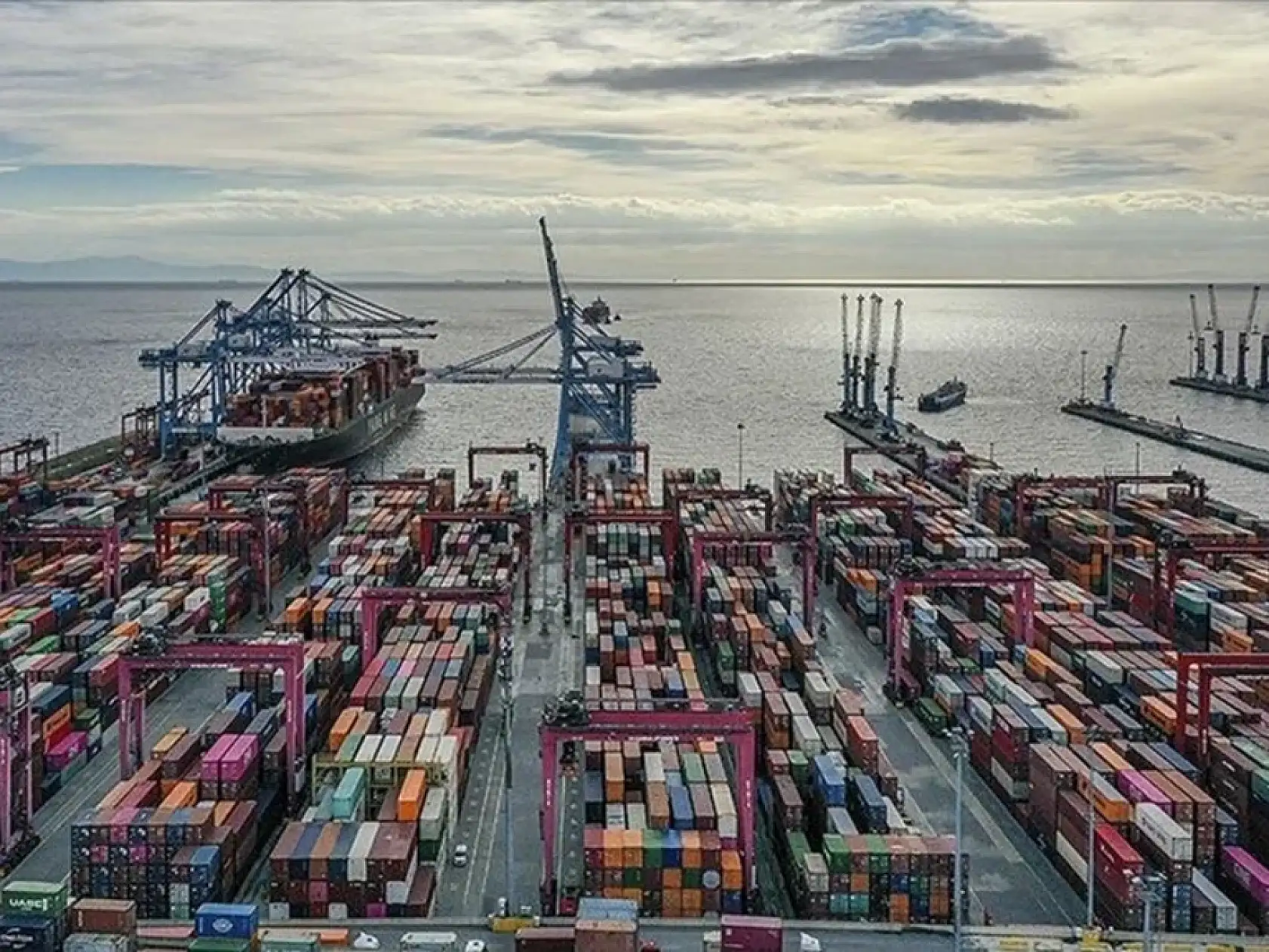 Ticaret Bakanlığı duyurdu İsrail'e 54 ürün grubunda ihracat kısıtlaması